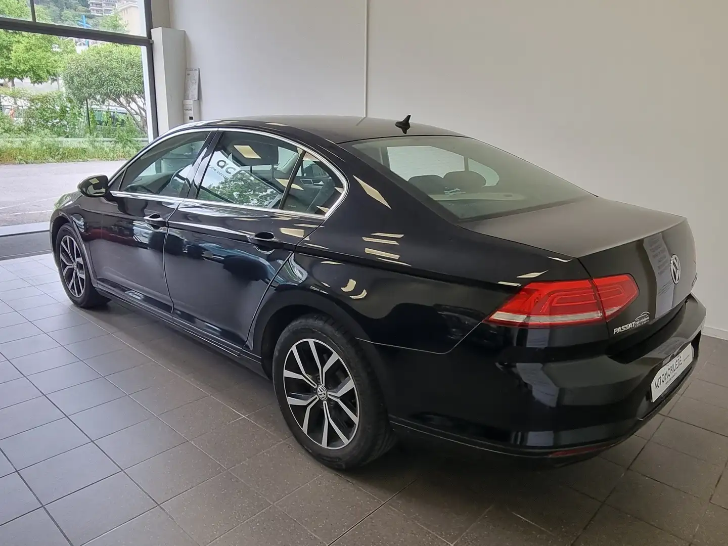 Volkswagen Passat 2.0 TDI 150 BMT DSG6 Confortline Noir - 2
