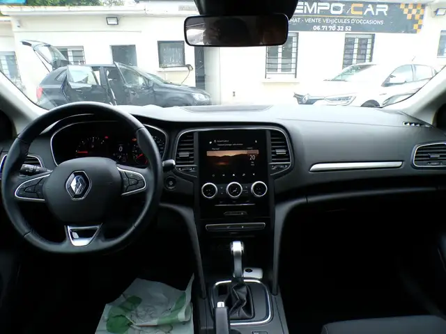 Renault Megane view 14