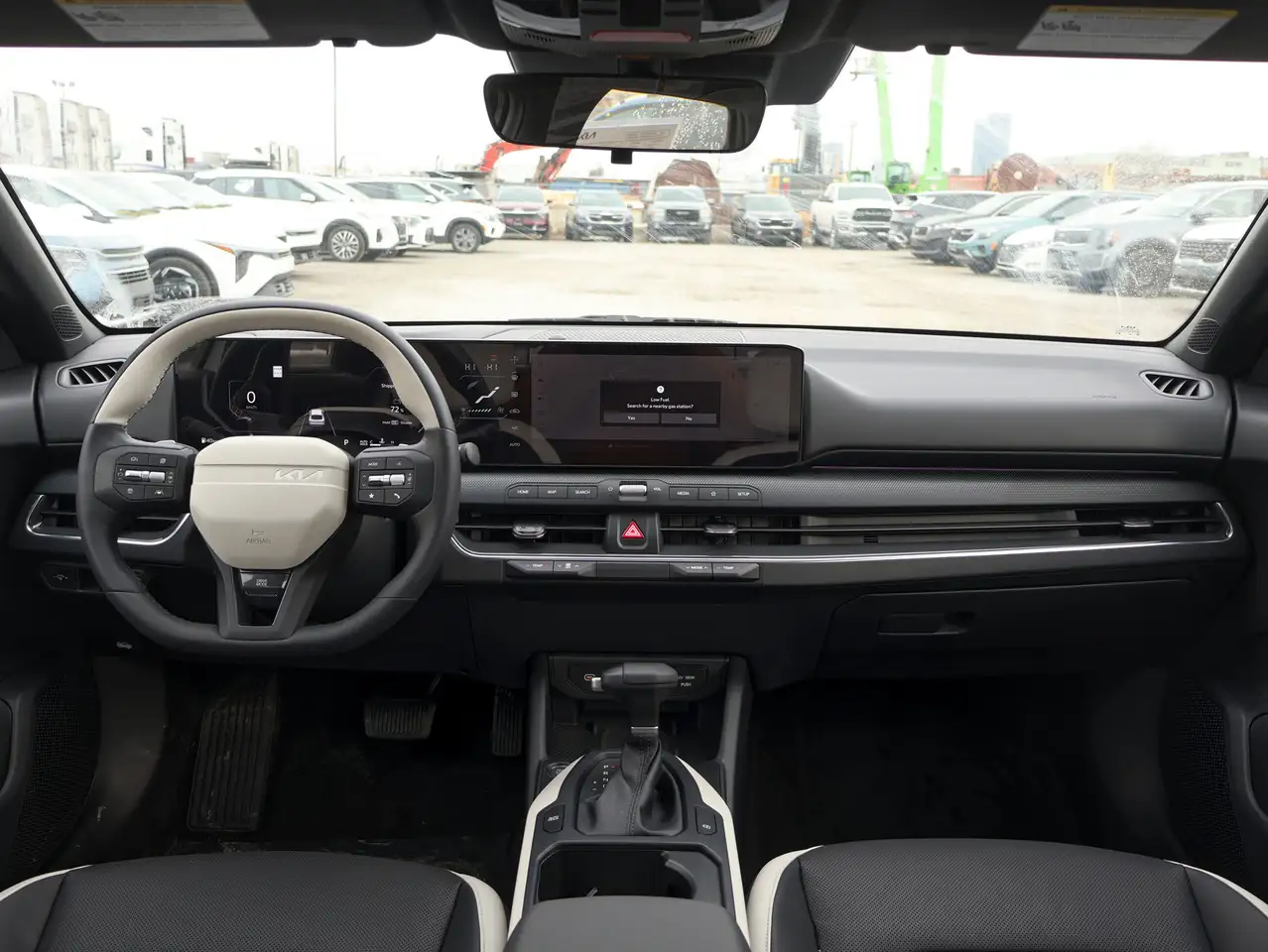 Kia K4 снимка Kia K4