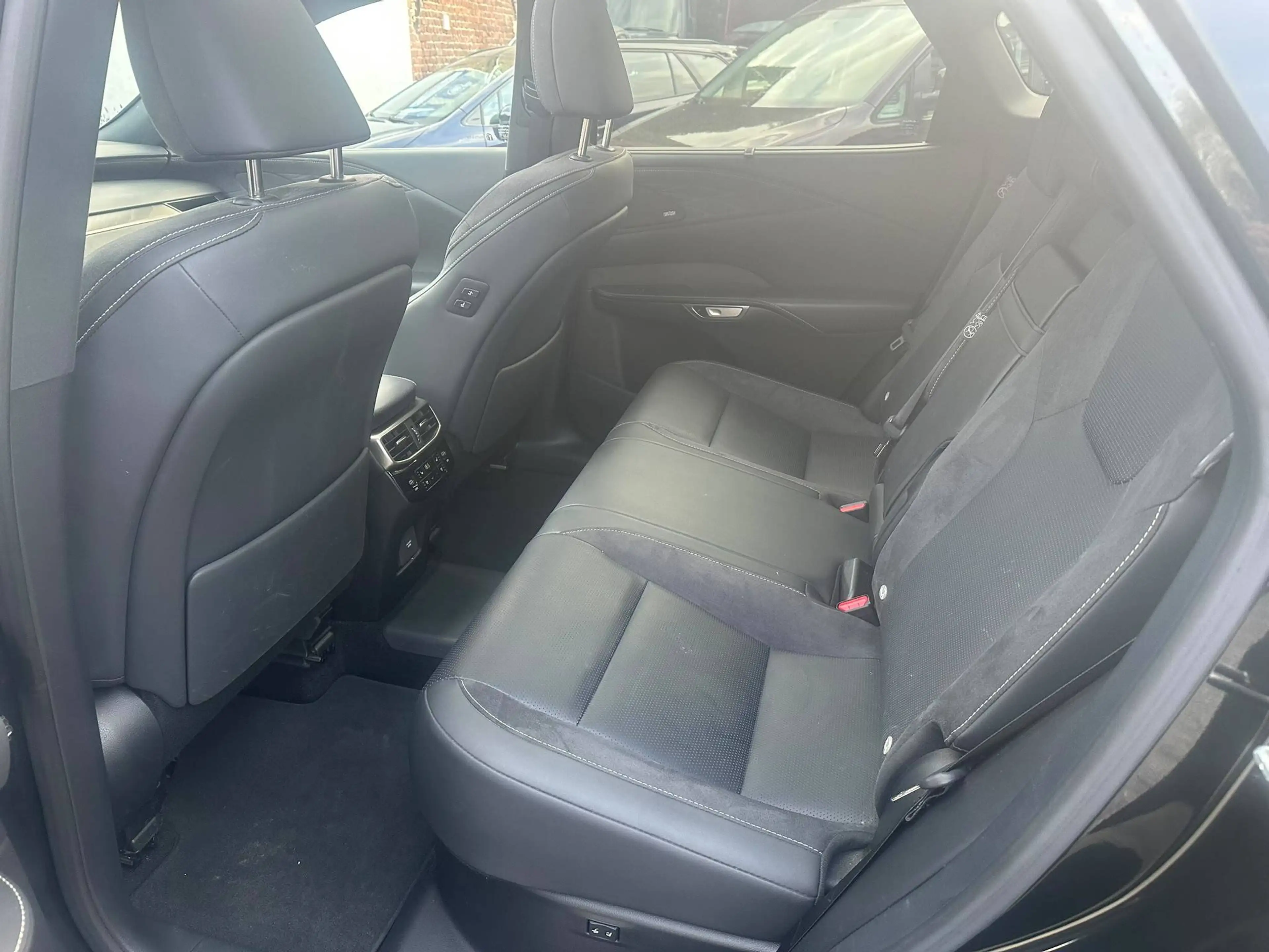 Lexus RX 450h RX 450h 2.5i V6 Anniversary Edition — photo 15