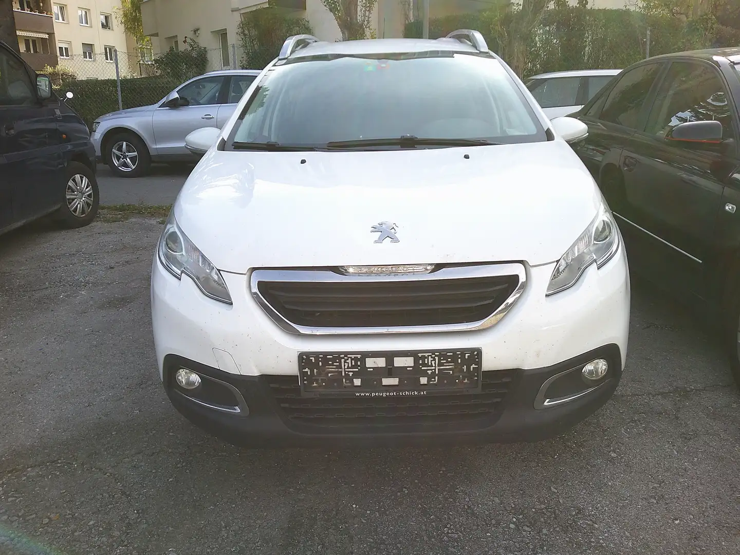 Peugeot 2008 Active Weiß - 2