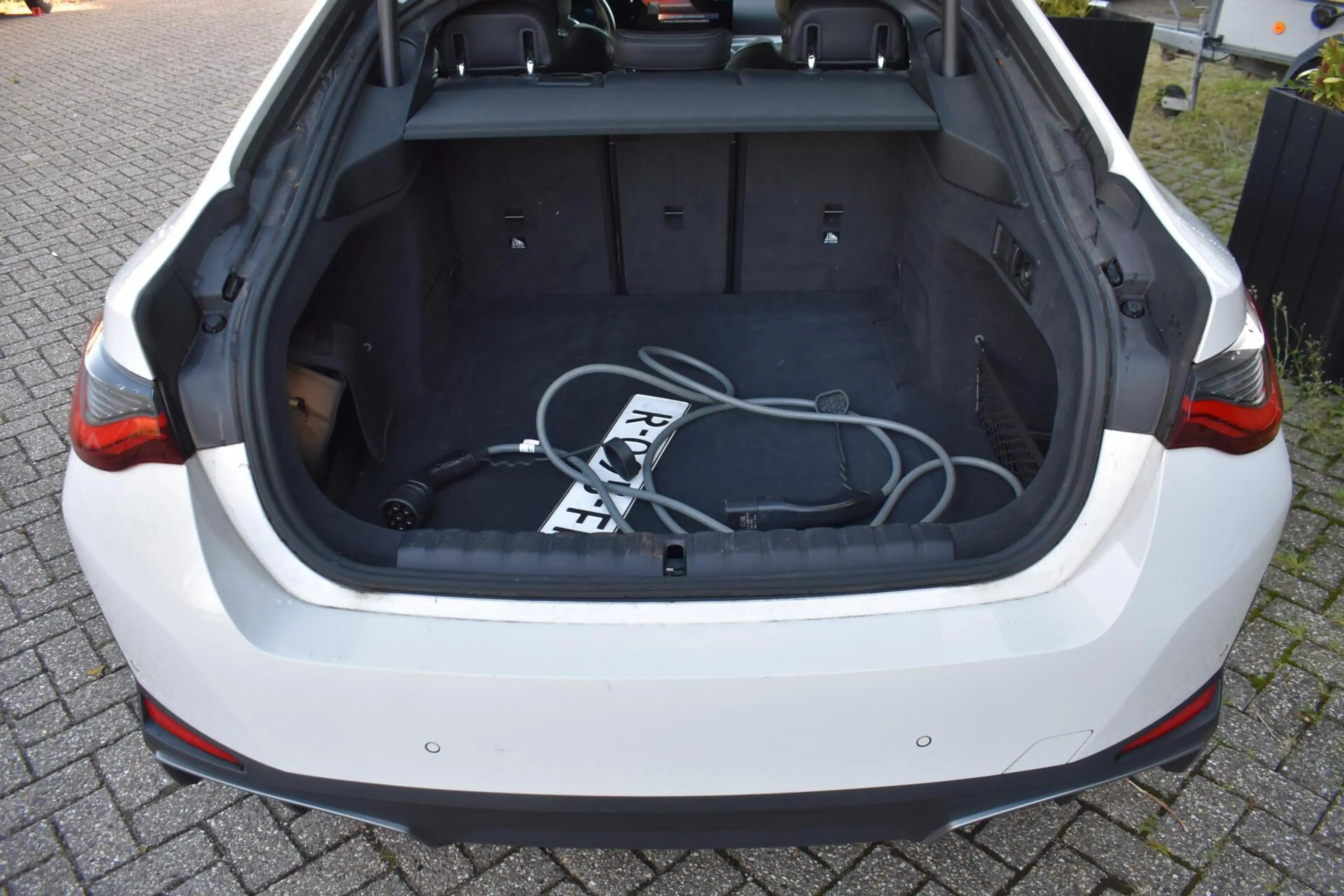 BMW i4 eDrive40 High Executive 84 kWh | Leder| H&K | Lase — photo 10