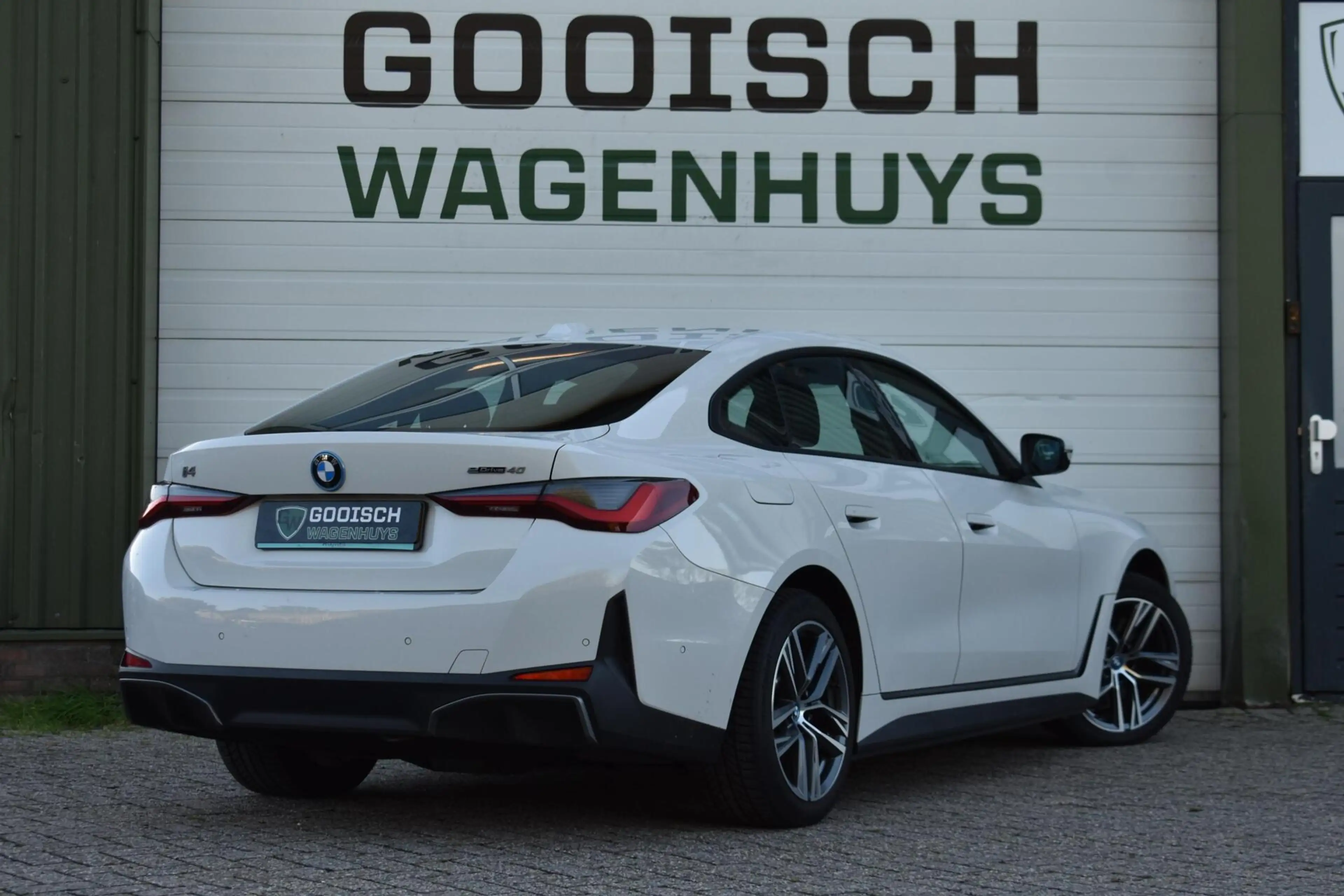 BMW i4 eDrive40 High Executive 84 kWh | Leder| H&K | Lase — photo 4