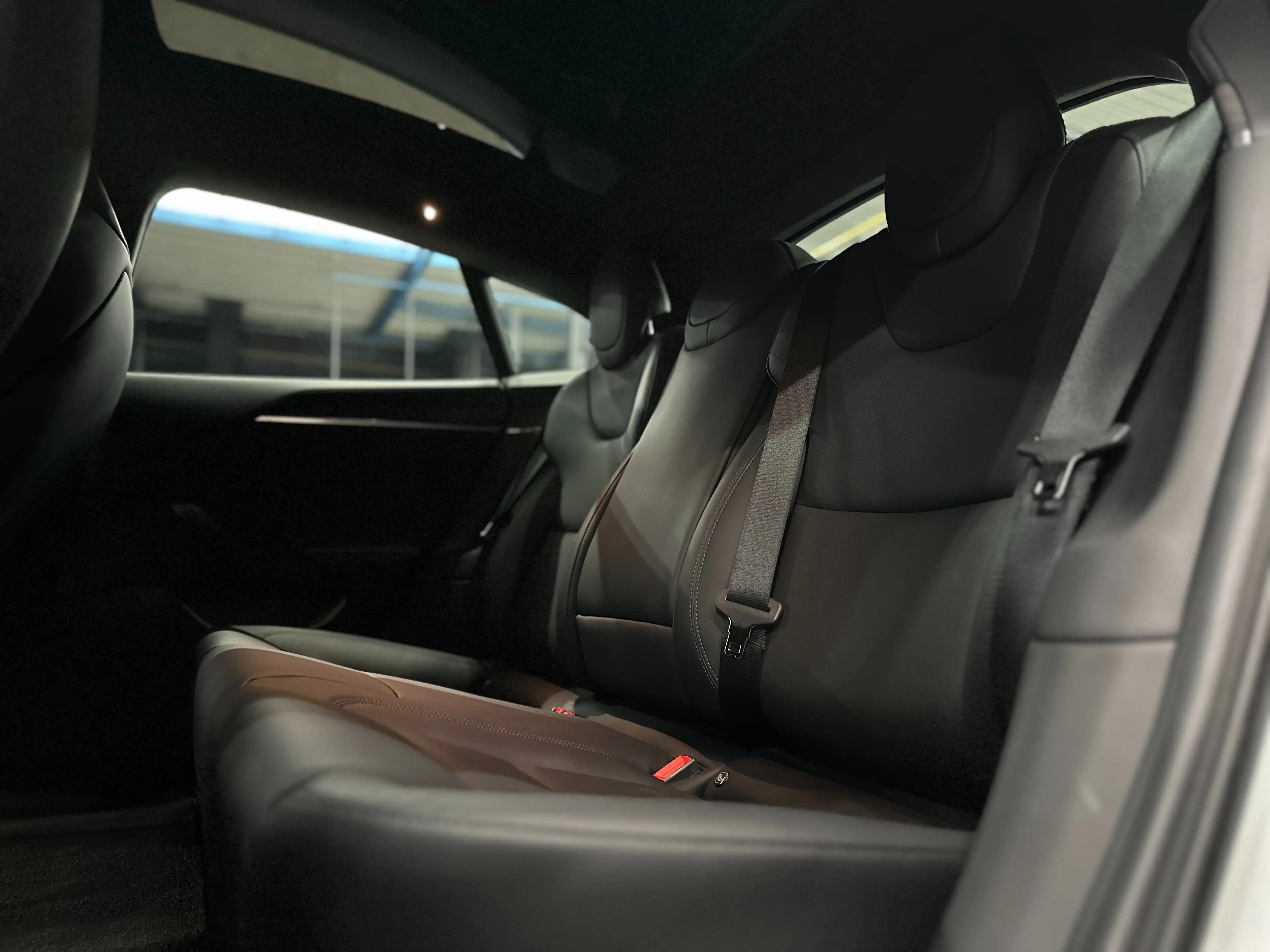 Tesla Model S DUAL MOTOR - ENHANCED AP - 2023 — photo 14