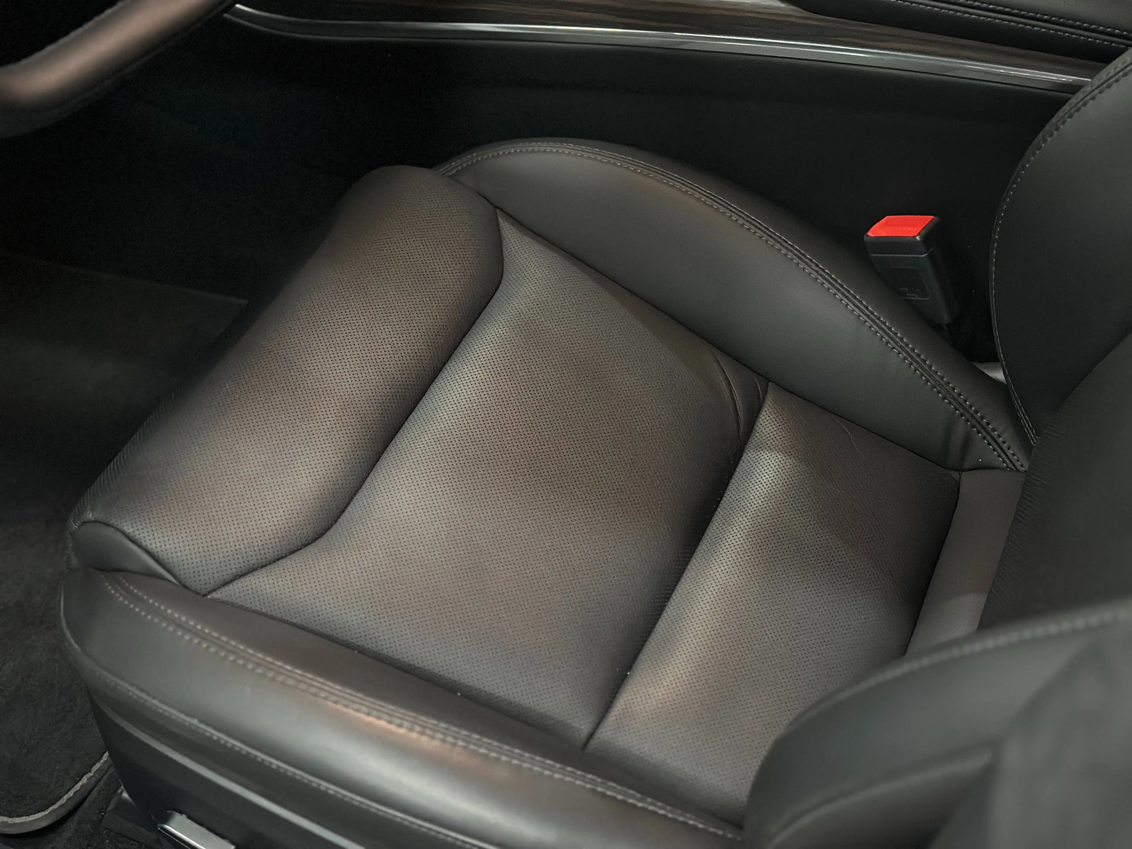 Tesla Model S DUAL MOTOR - ENHANCED AP - 2023 — photo 13