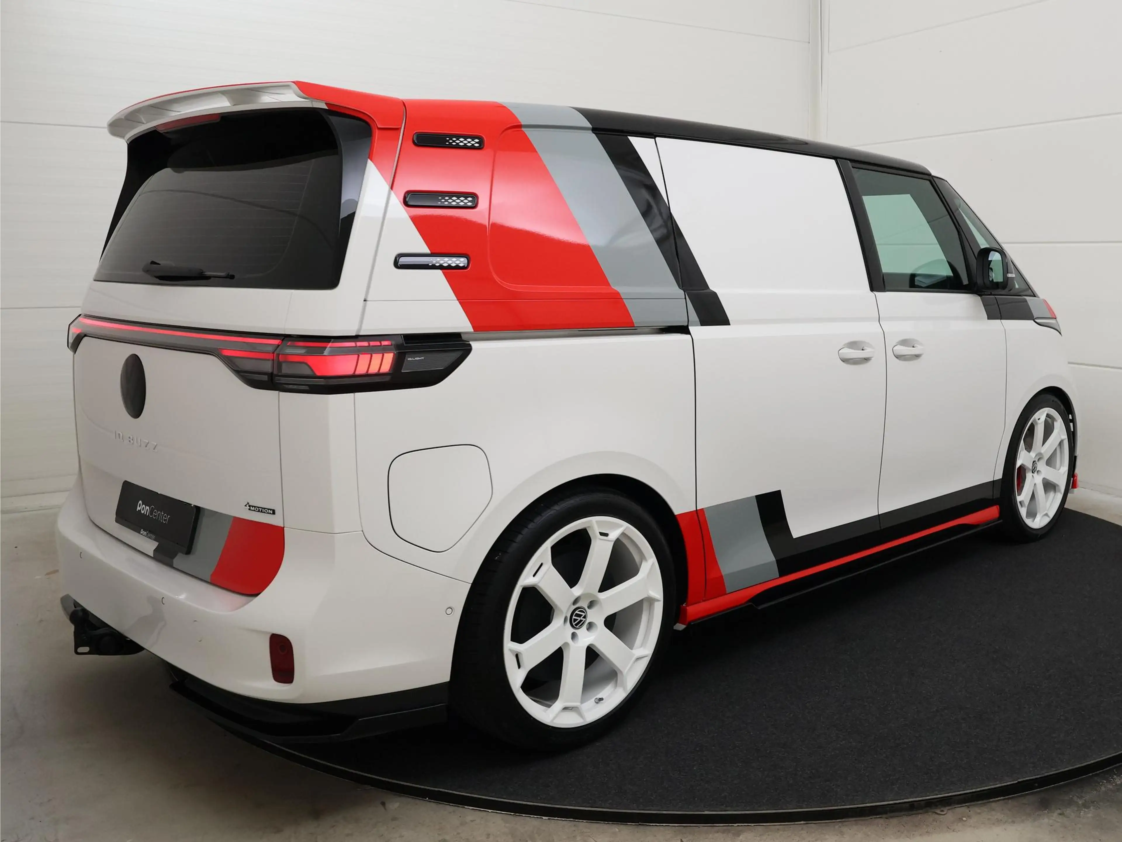 Volkswagen ID. Buzz Cargo Bedrijfswagens Bulli Limited Edition 250 kW / 340 — photo 4