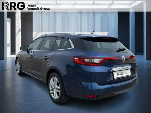 Renault Megane view 4