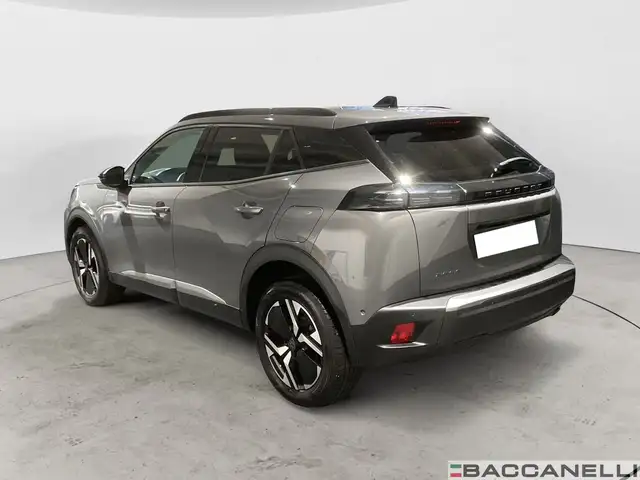 Peugeot 2008 view 2