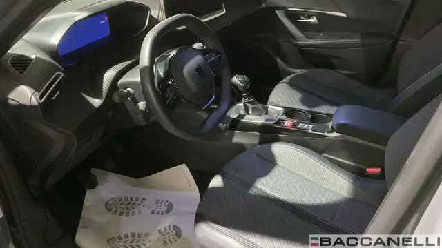 Peugeot 2008 view 14