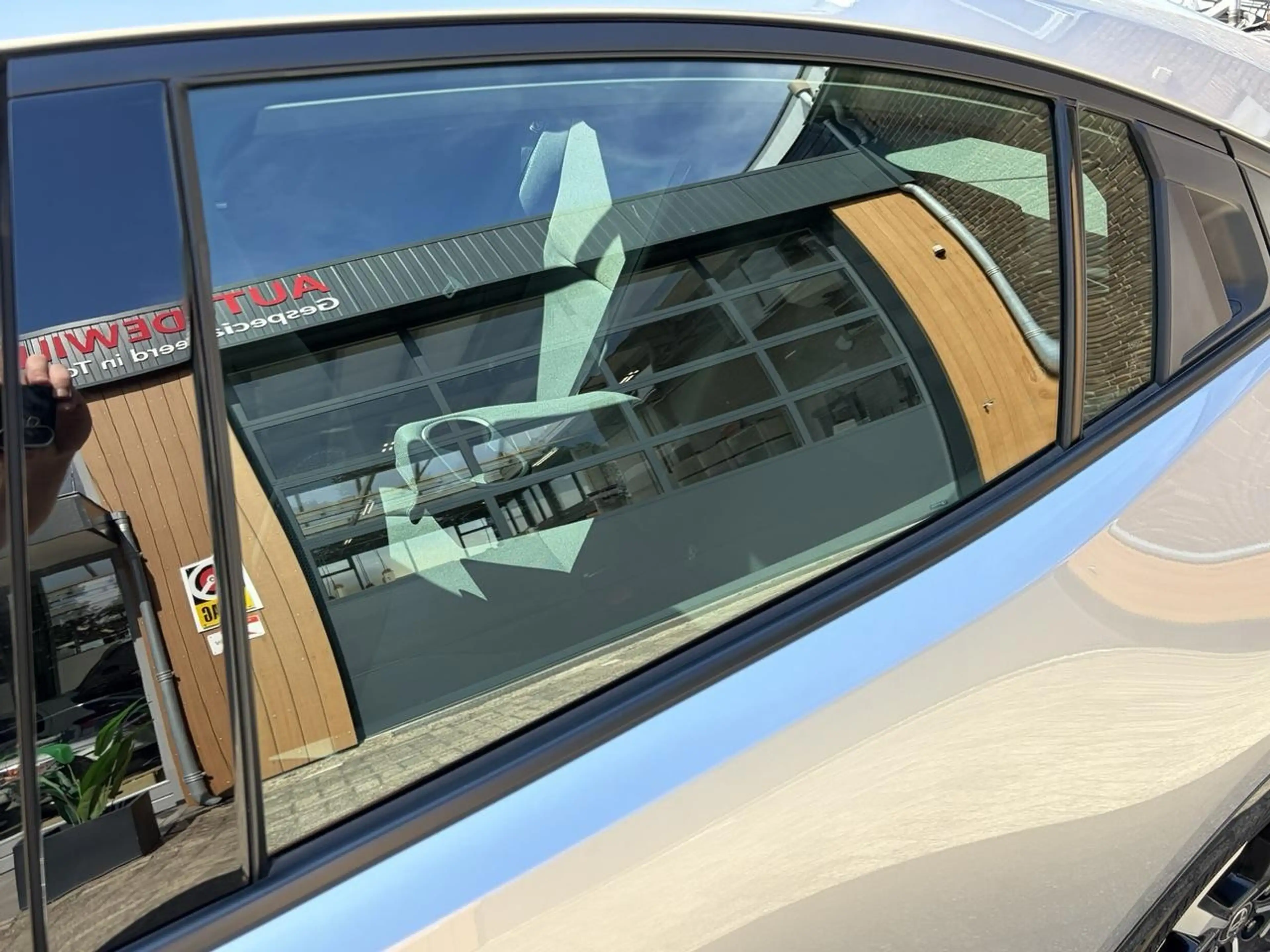 Toyota Prius 2.0 Plug-in Elegant A/T + FABRIEKSGARANTIE — photo 12