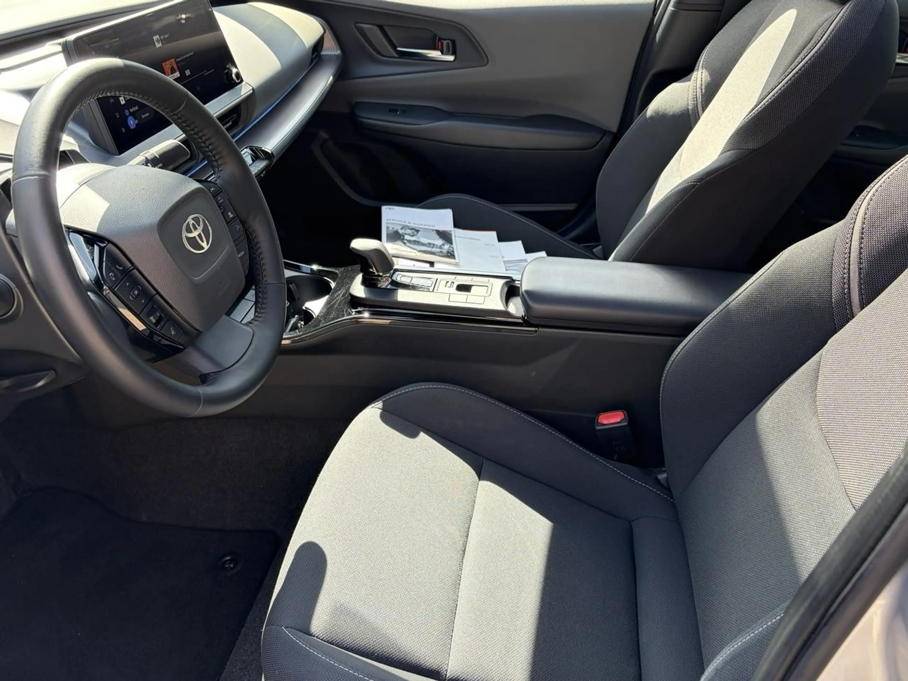 Toyota Prius 2.0 Plug-in Elegant A/T + FABRIEKSGARANTIE — photo 13