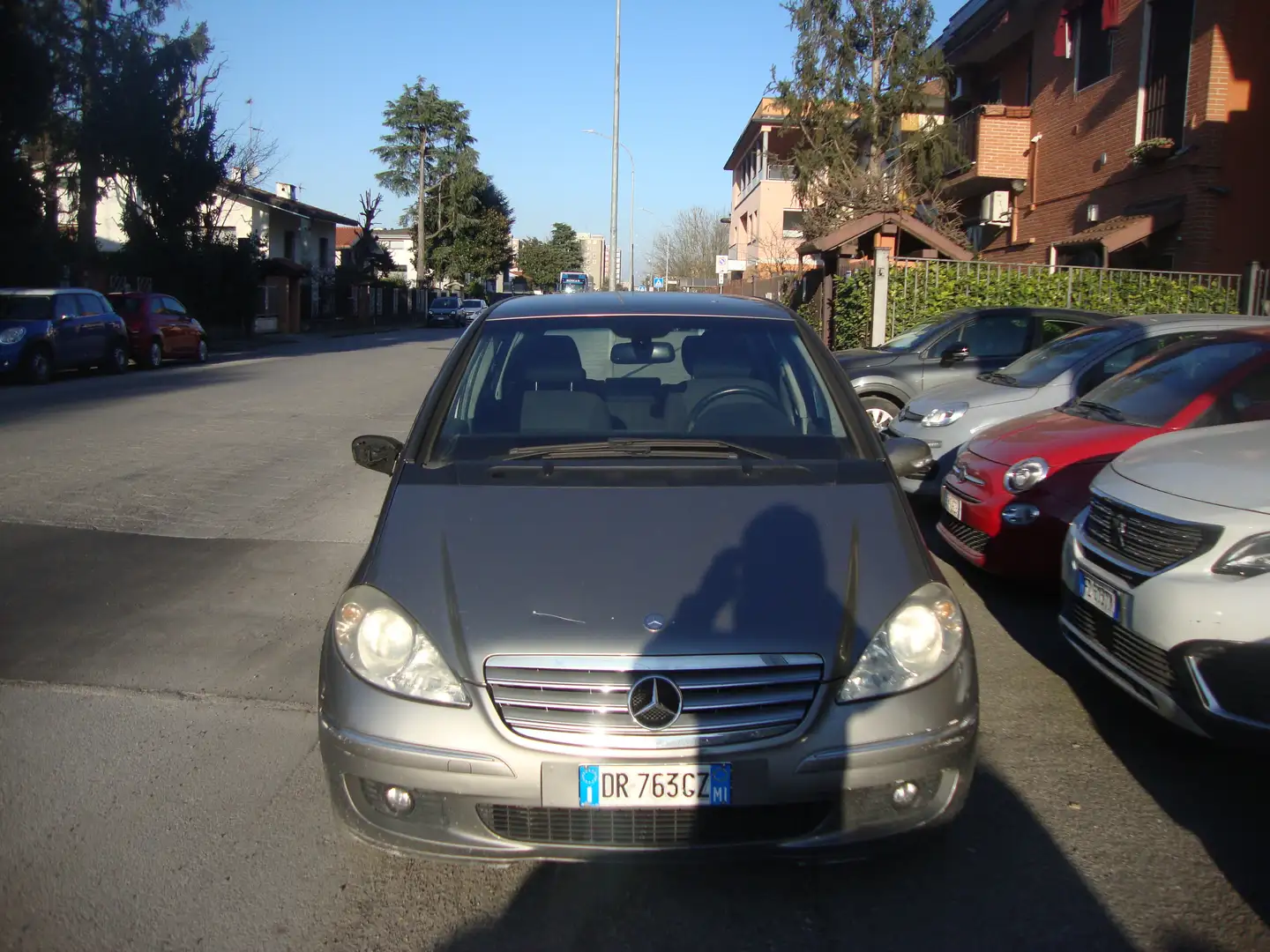 Mercedes-Benz A 150 aut Elegance Gris - 1