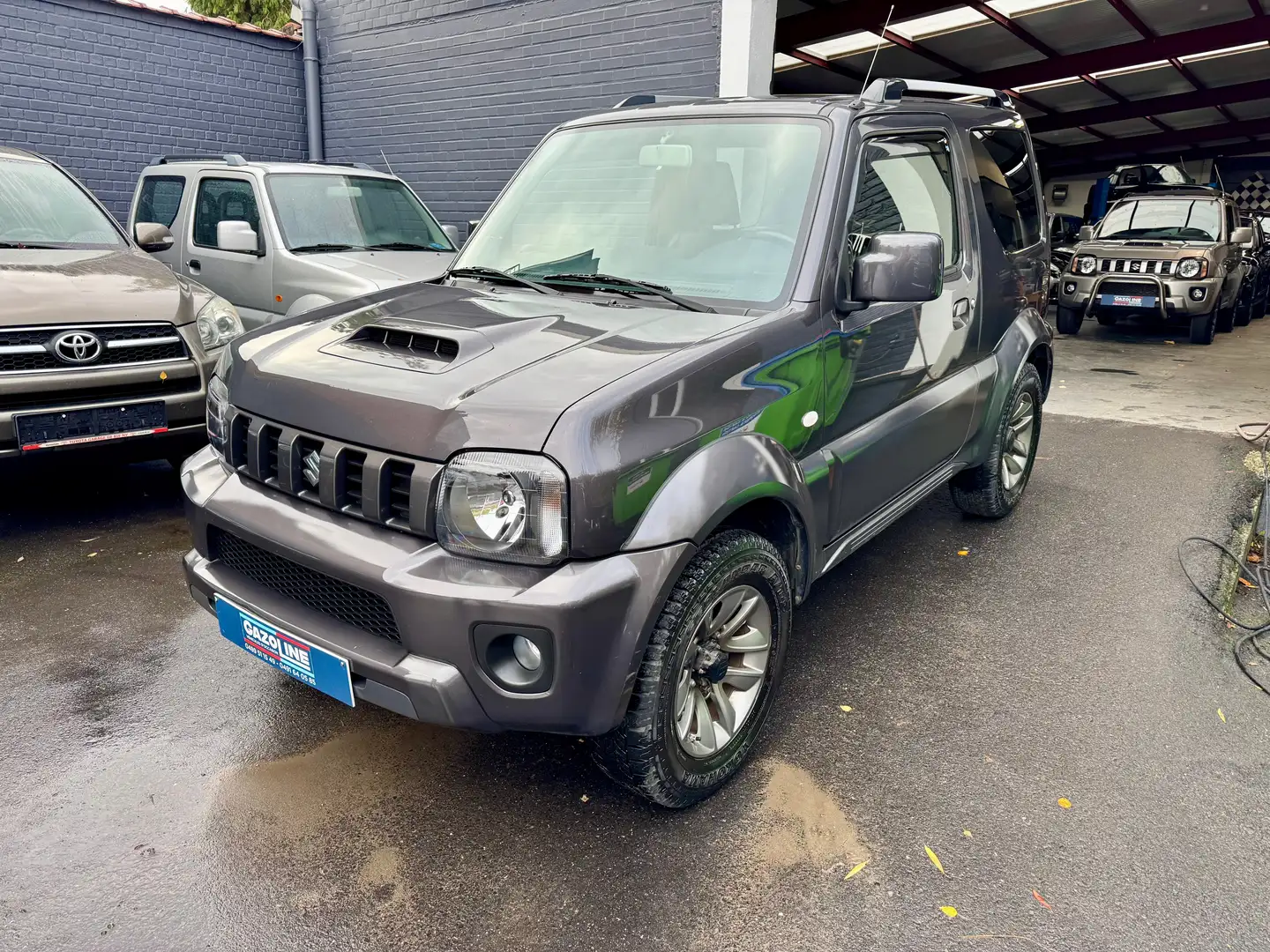 Suzuki Jimny Jimny 1.3i JLX Dakota car-pass Belge Grau - 1