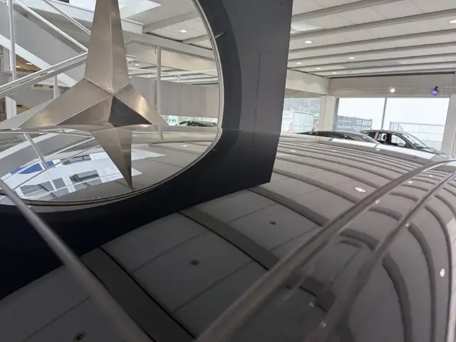 Mercedes-Benz Sonstige GLC Coupe 300 e 4Matic AMG LINE Panorama, Techn... Ansicht 23