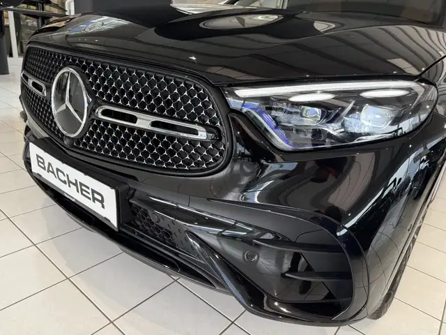 Mercedes-Benz Sonstige GLC Coupe 300 e 4Matic AMG LINE Panorama, Techn... Ansicht 29