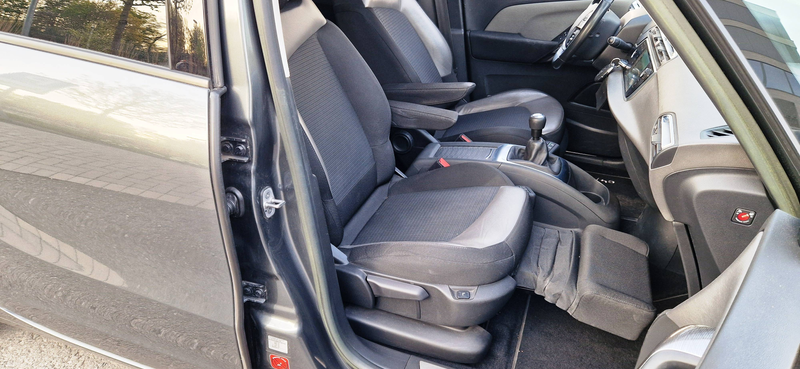 Citroen Grand C4 SpaceTourer Exclusive/2Hand/139000km/Navi/Kamera/Massagesitze/ — photo 14