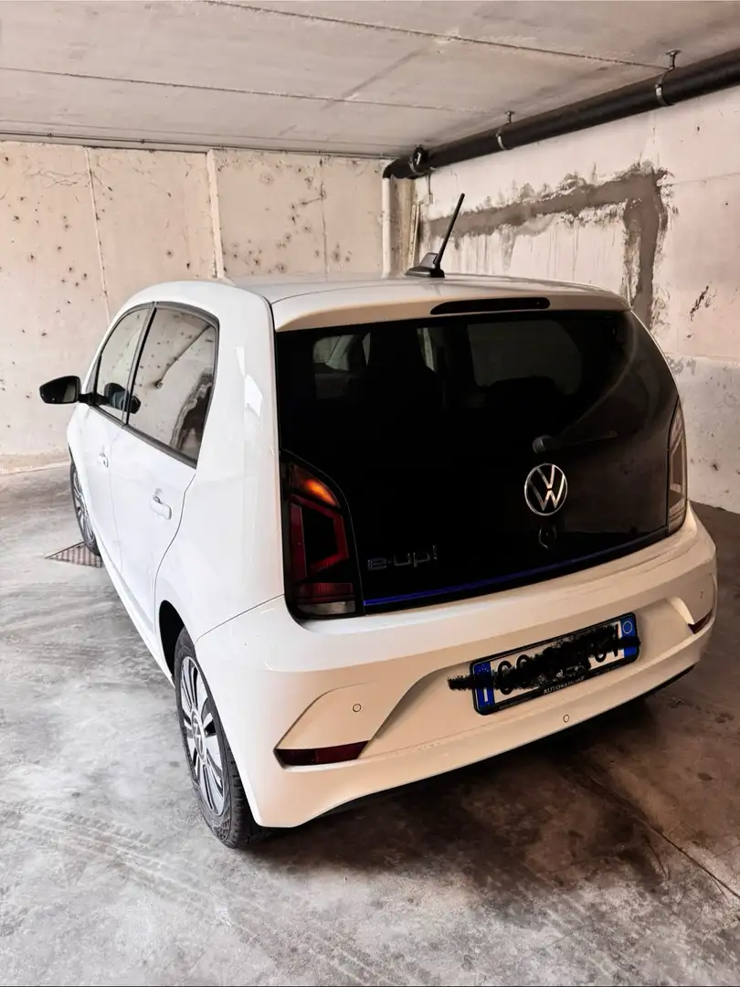 Volkswagen e-up! cambio automatico sensori e videocamera - 2