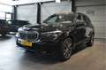 BMW X5 xDrive45e M-pakket pano camera leer trekhaak 20 in Zwart - thumbnail 2