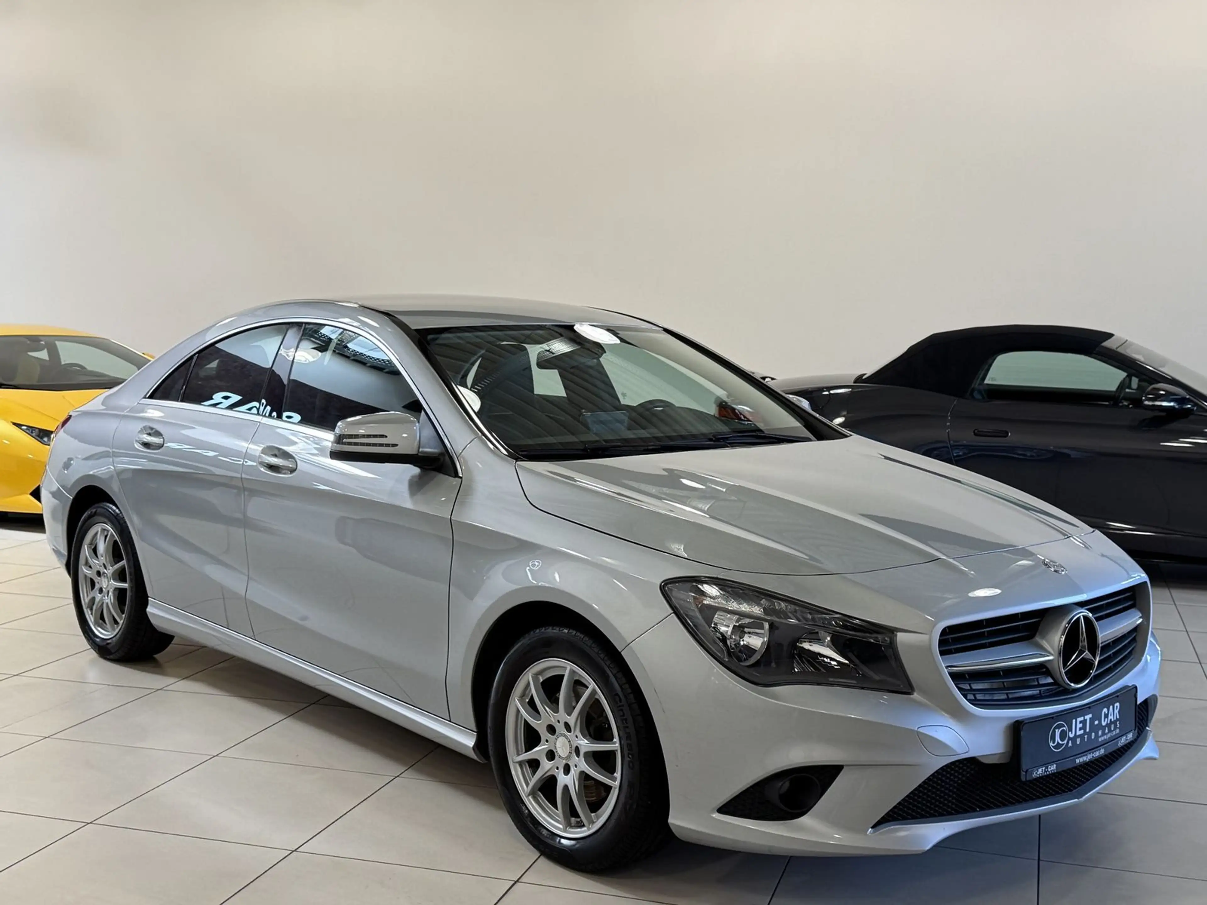Mercedes-Benz CLA 200 *1.Hand - Navi - Kamera* — photo 2