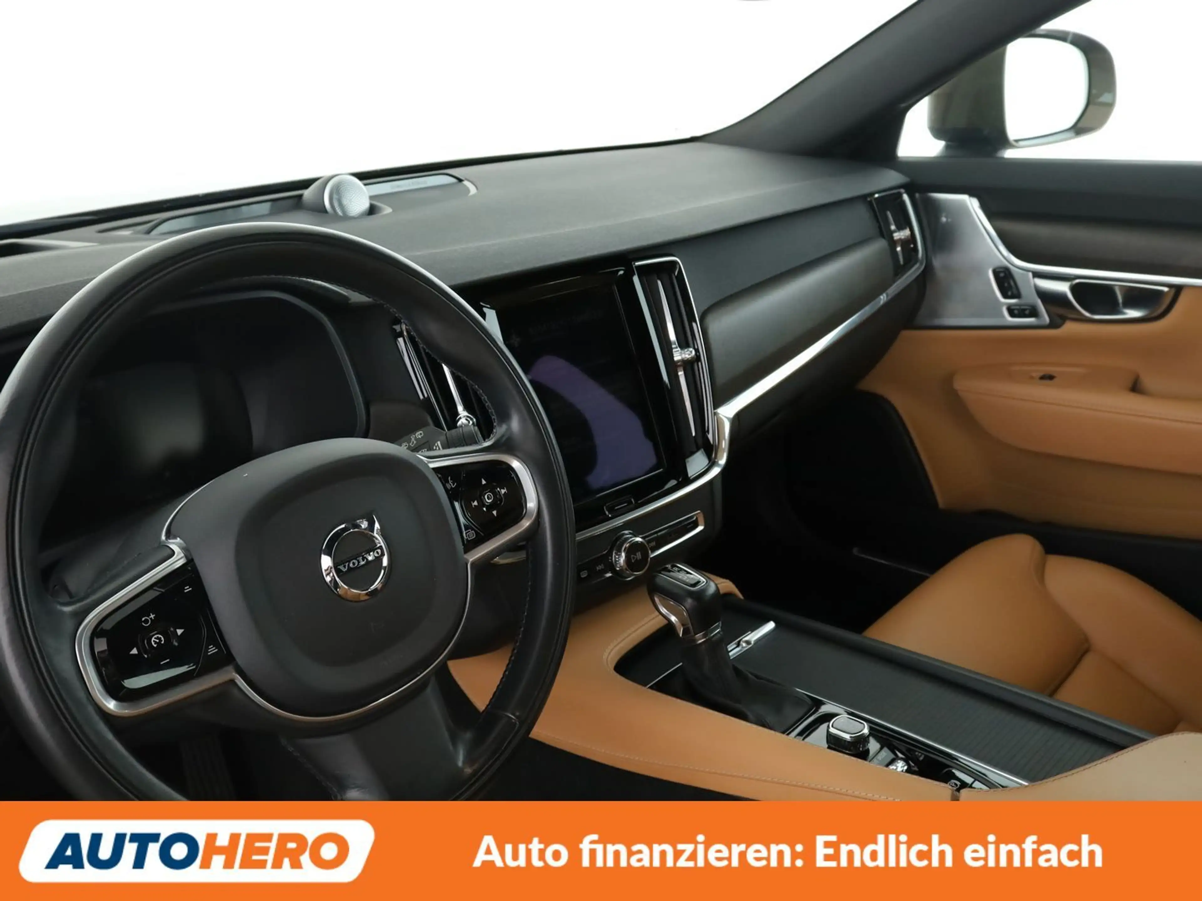 Volvo V90 Cross Country 2.0 D5 AWD Aut.*NAVI*HUD*LED* — photo 11