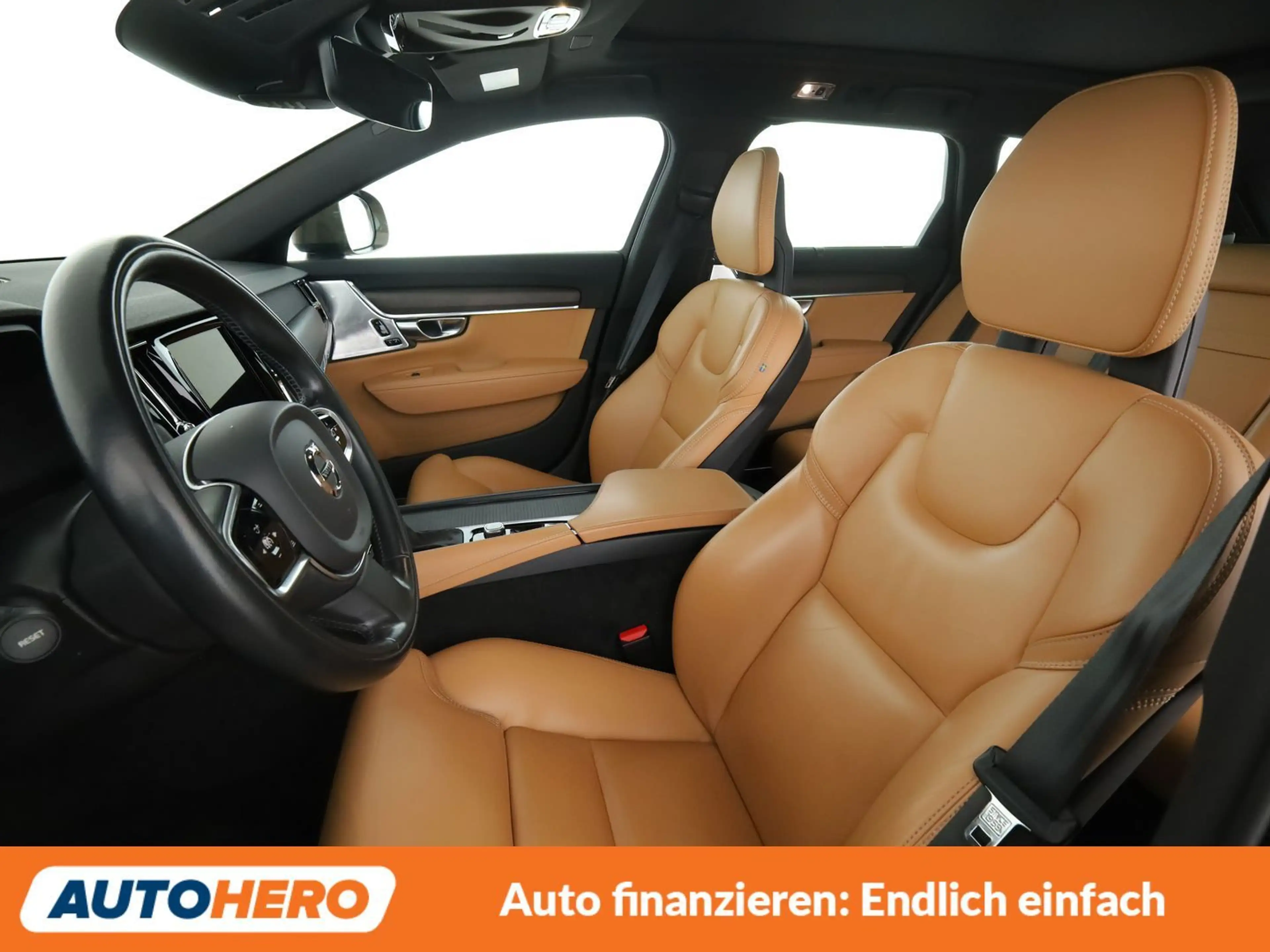 Volvo V90 Cross Country 2.0 D5 AWD Aut.*NAVI*HUD*LED* — photo 10