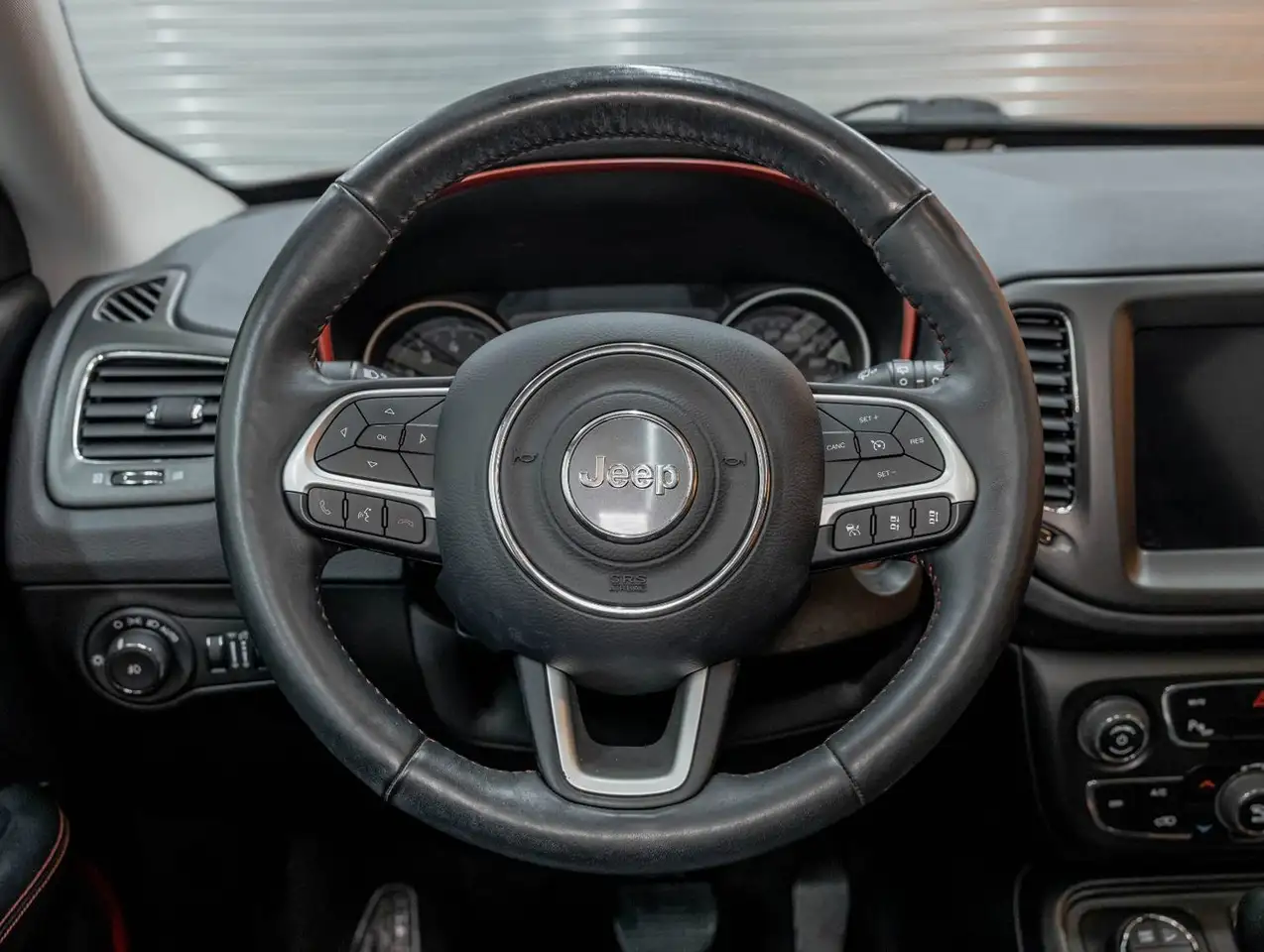 Jeep Compass снимка Jeep Compass