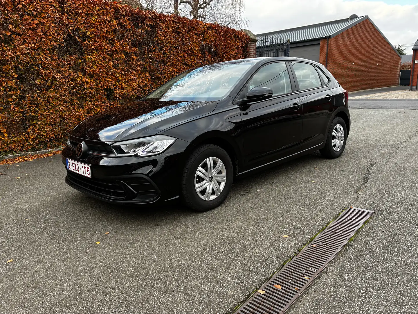 Volkswagen Polo Polo 1.0 MPI Zwart - 1