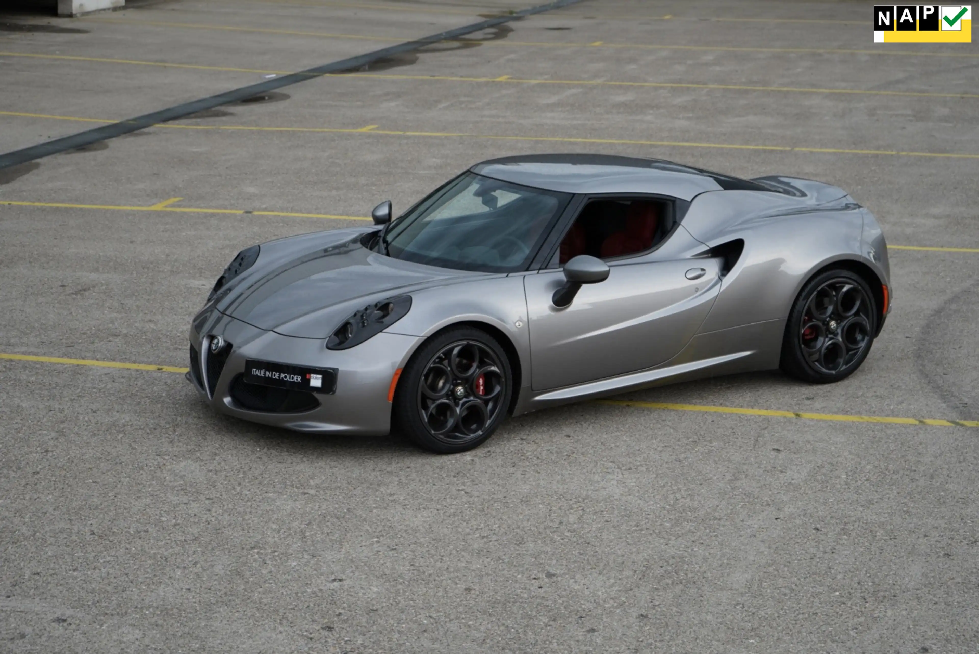 Alfa Romeo 4C 1750TBI TCT - KOMT BINNEN -