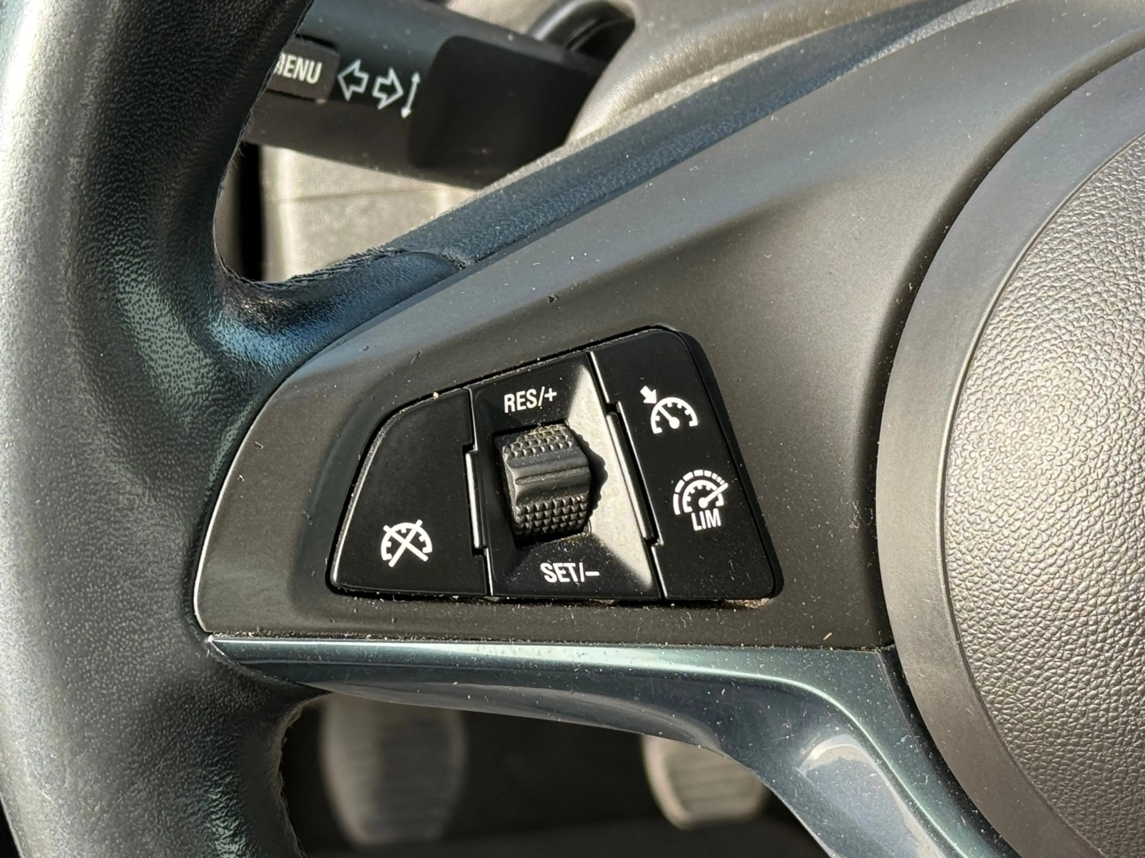 Opel Adam 1.0 Turbo Jam Favourite Sportvelgen | Cruise | Air — photo 10