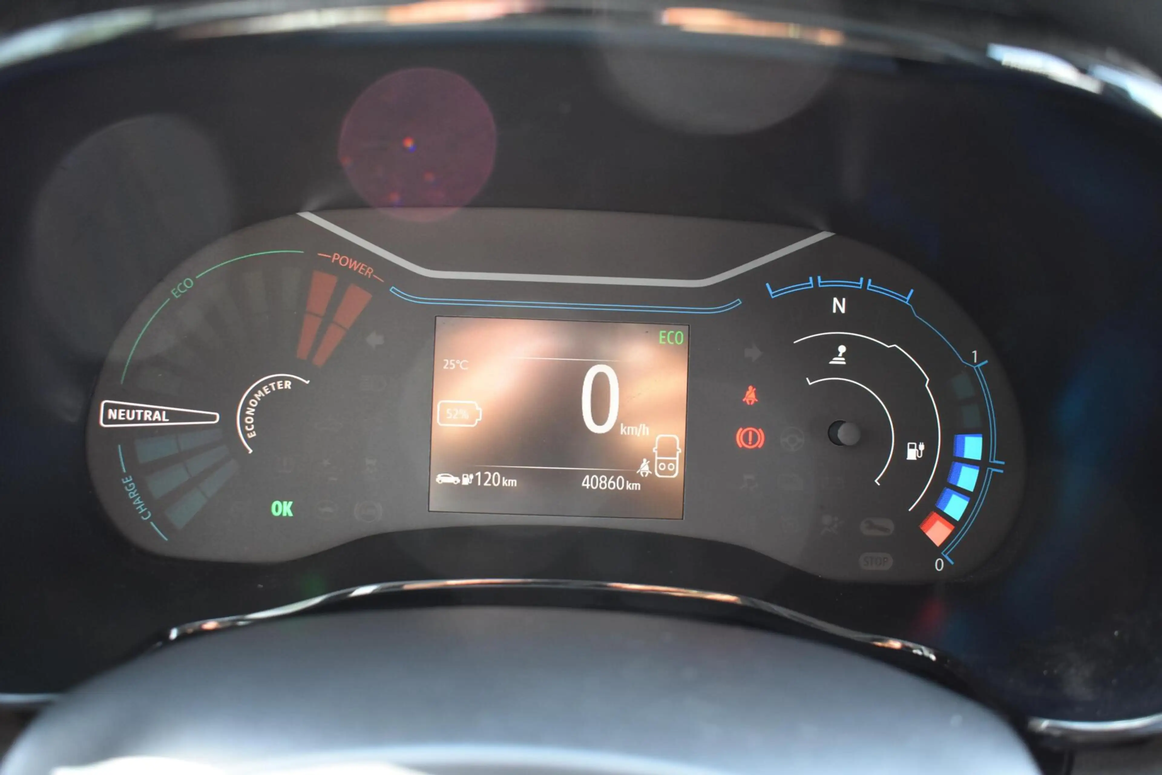 Dacia Spring Expression 27 kWh | Camera | Carplay | Cruise Cont — photo 12