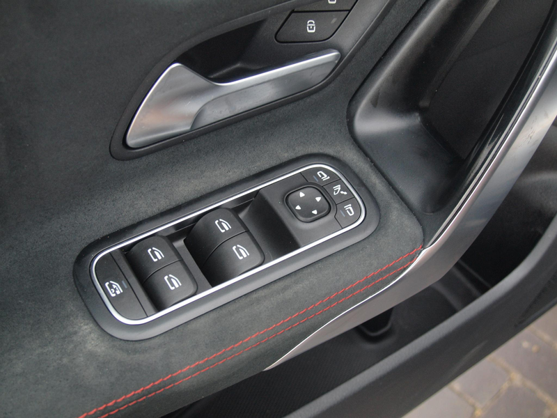 Mercedes-Benz CLA 200 Business Solution AMG | Panoramadak | Burmester | — photo 27