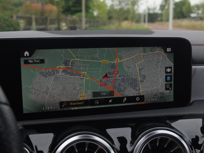 Mercedes-Benz CLA 200 Business Solution AMG | Panoramadak | Burmester | — photo 21