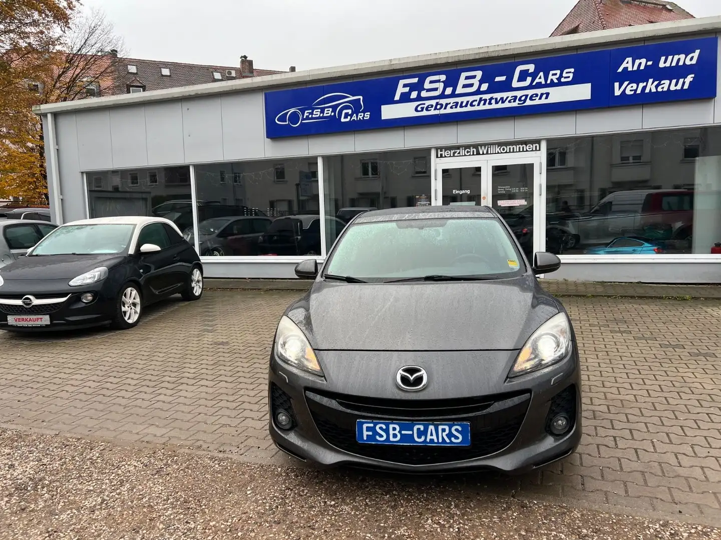 Mazda 3 Lim. Sports-Line Šedá - 1