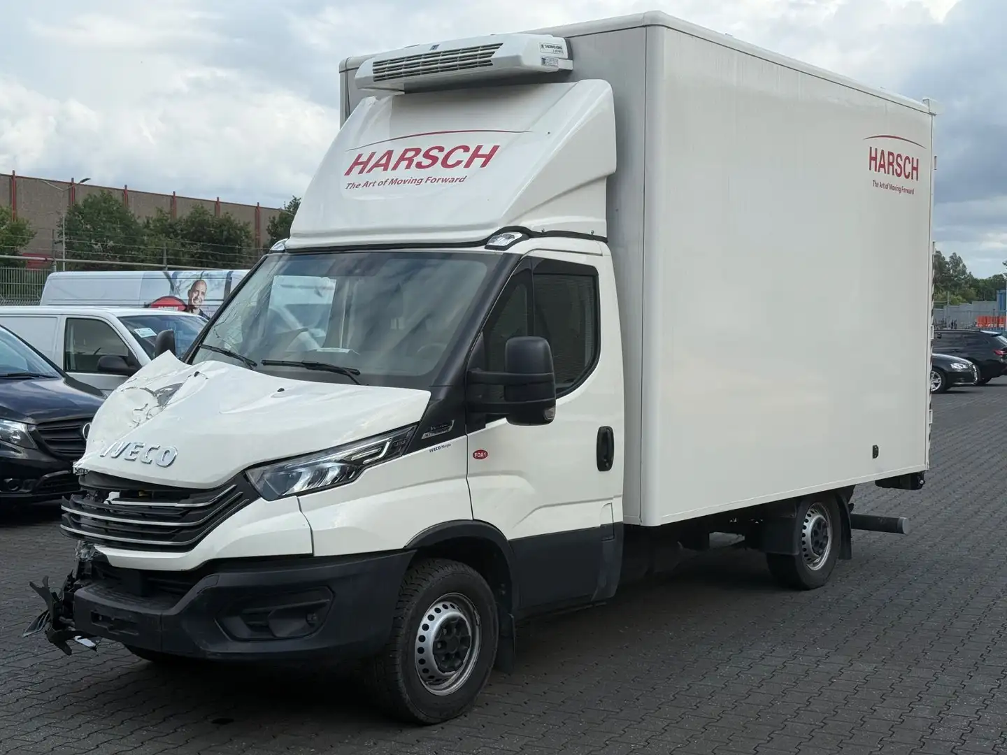 Iveco Daily 35S16 Kühlkoffer Automatik Ladeborwand/ACC Beige - 1
