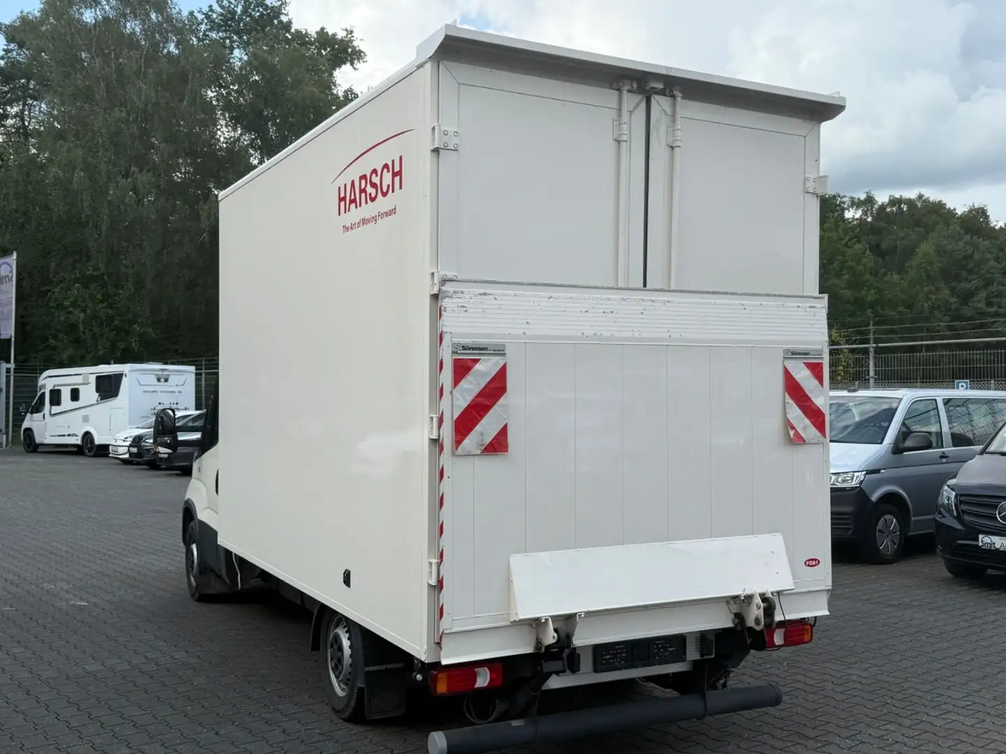 Iveco Daily 35S16 Kühlkoffer Automatik Ladeborwand/ACC Beige - 2