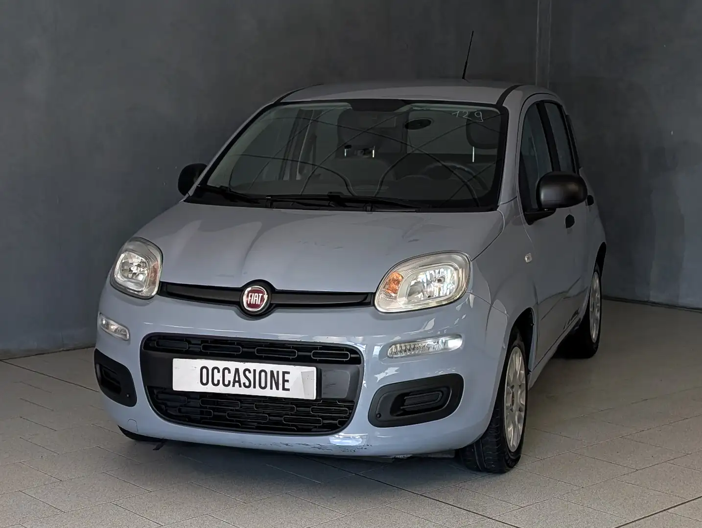 Fiat Panda 1.0 HYBRID 70CV Gris - 2
