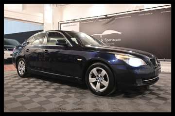 520d BERLINE E60 FACELIFT / CUIR / GPS NAVI / XENON / BLUETOOTH / ATTELAGE !!