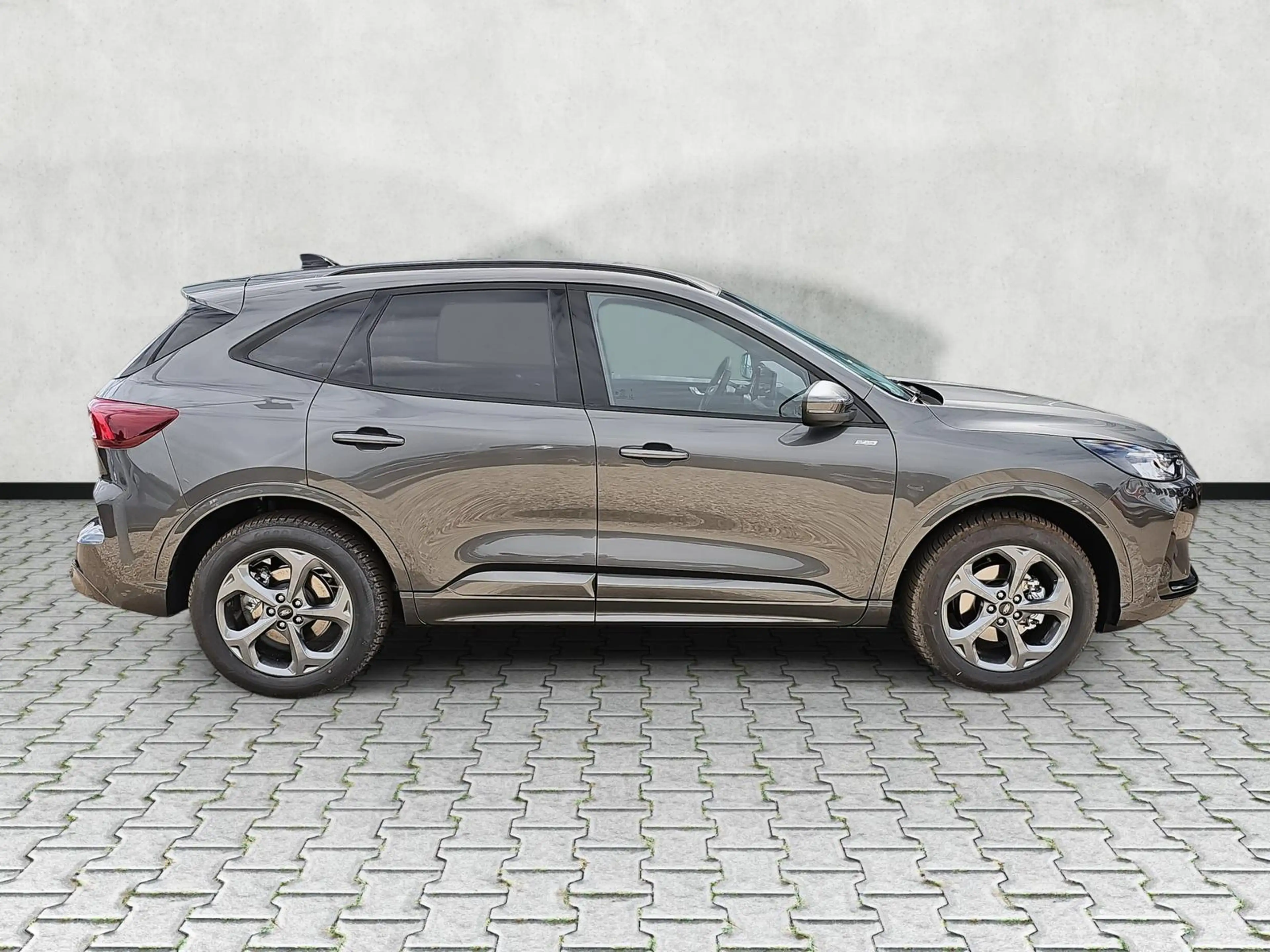 Ford Kuga 1.5 EB Autom. ST Line 5J.Gar AHK schwenkb — photo 9