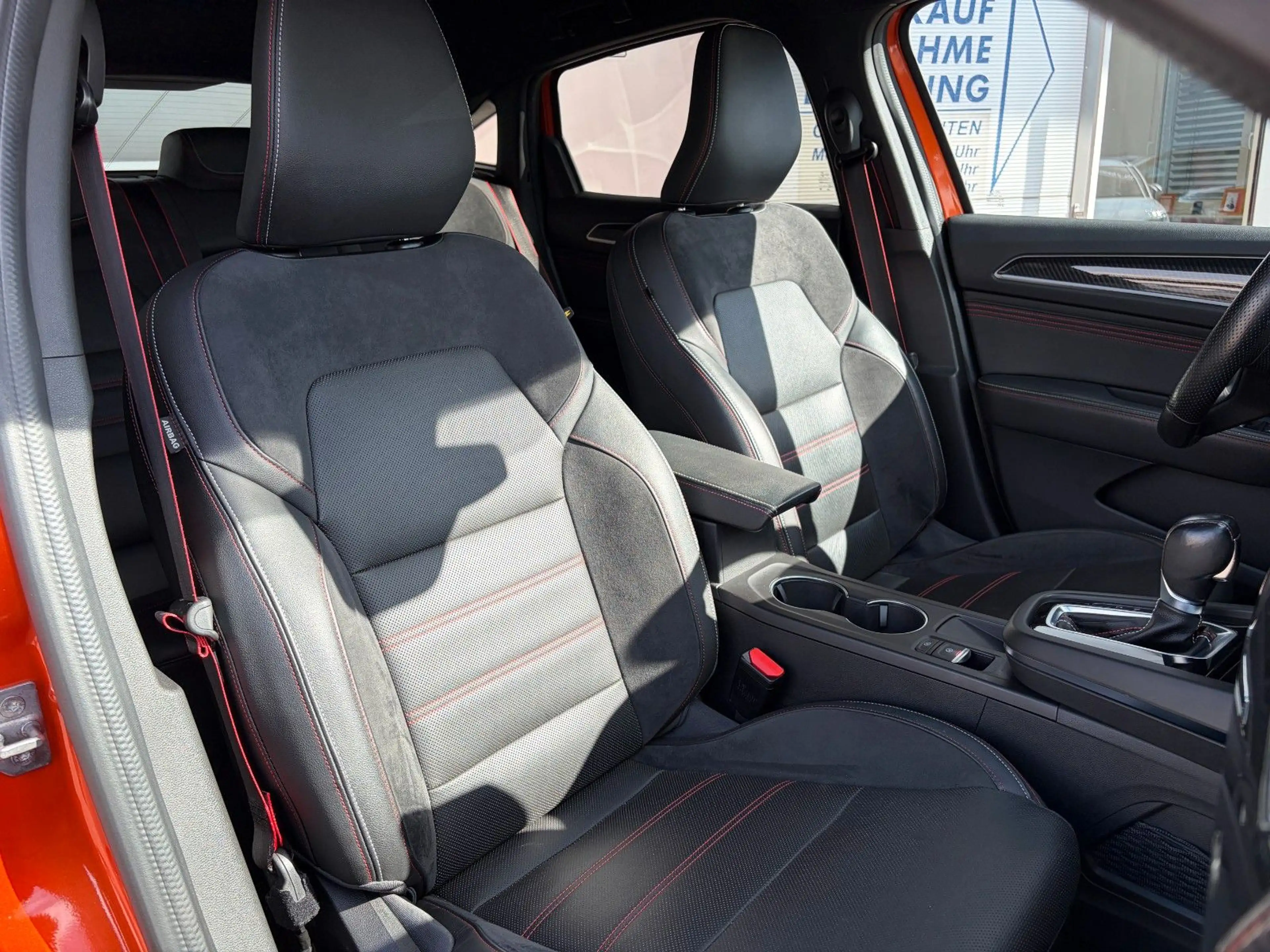 Renault Arkana TCe140 R.S. Line Automatik LEDER NAVI 18" — photo 10