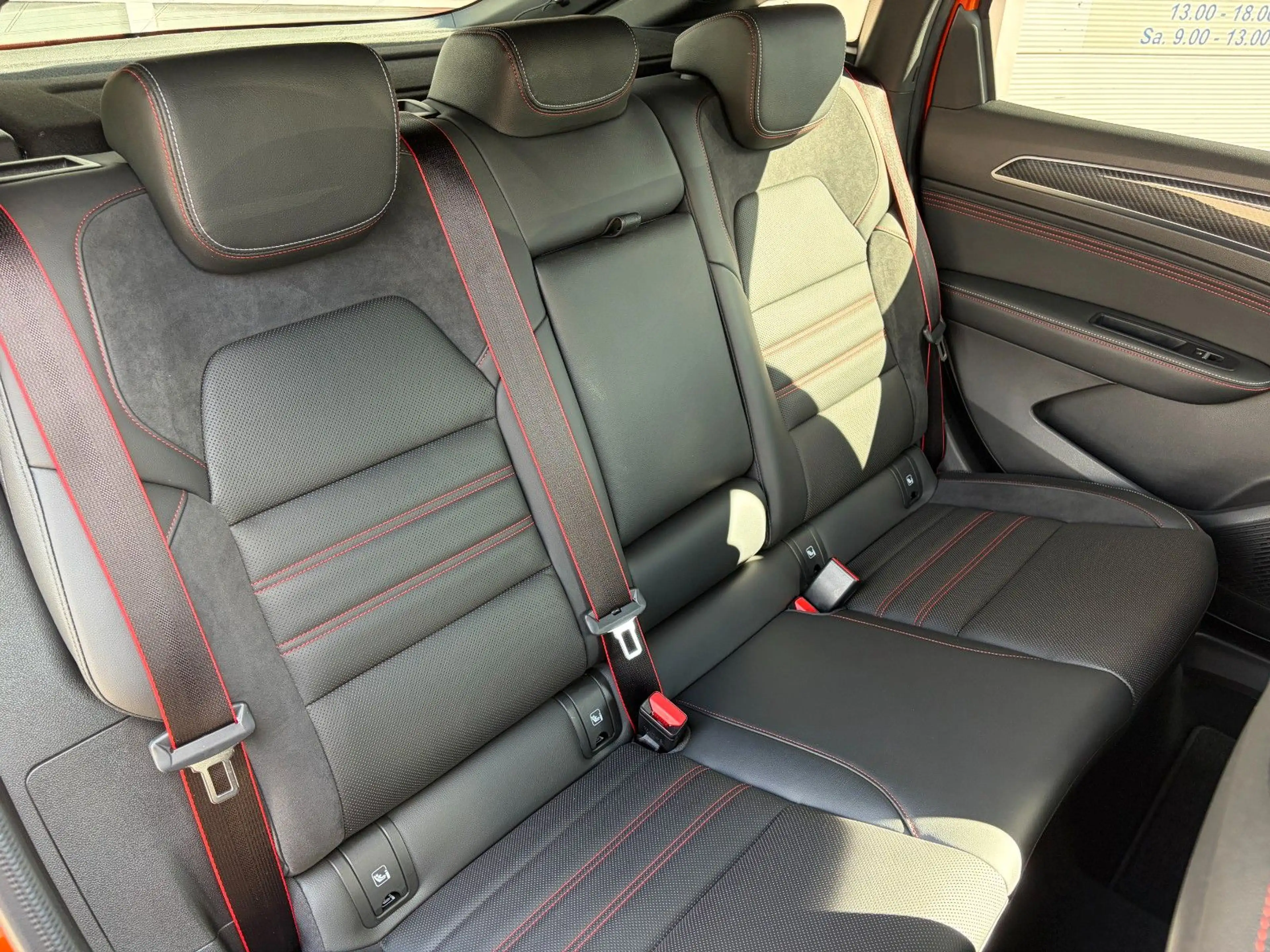 Renault Arkana TCe140 R.S. Line Automatik LEDER NAVI 18" — photo 15