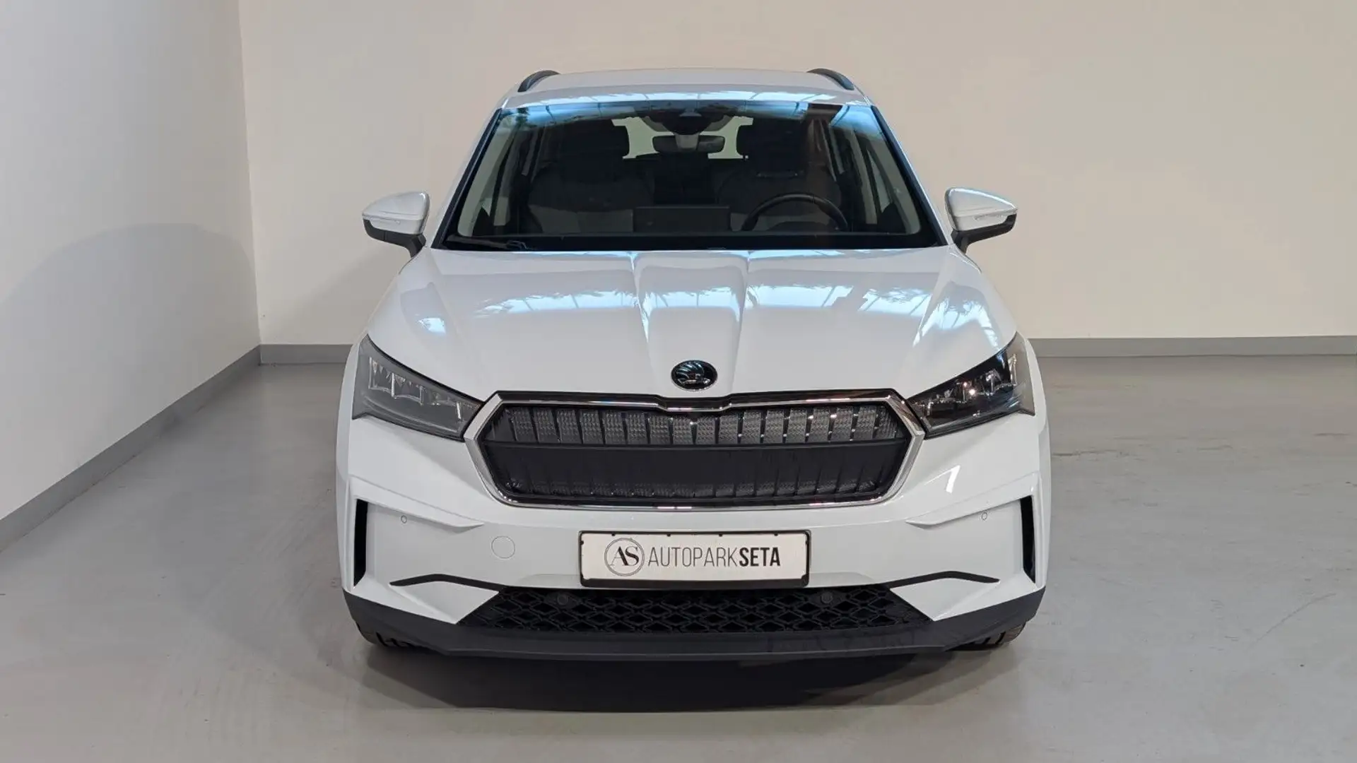 Skoda Enyaq 60 Loft 62kWh NAV*LANE*KAM*PDC*19" Weiß - 2