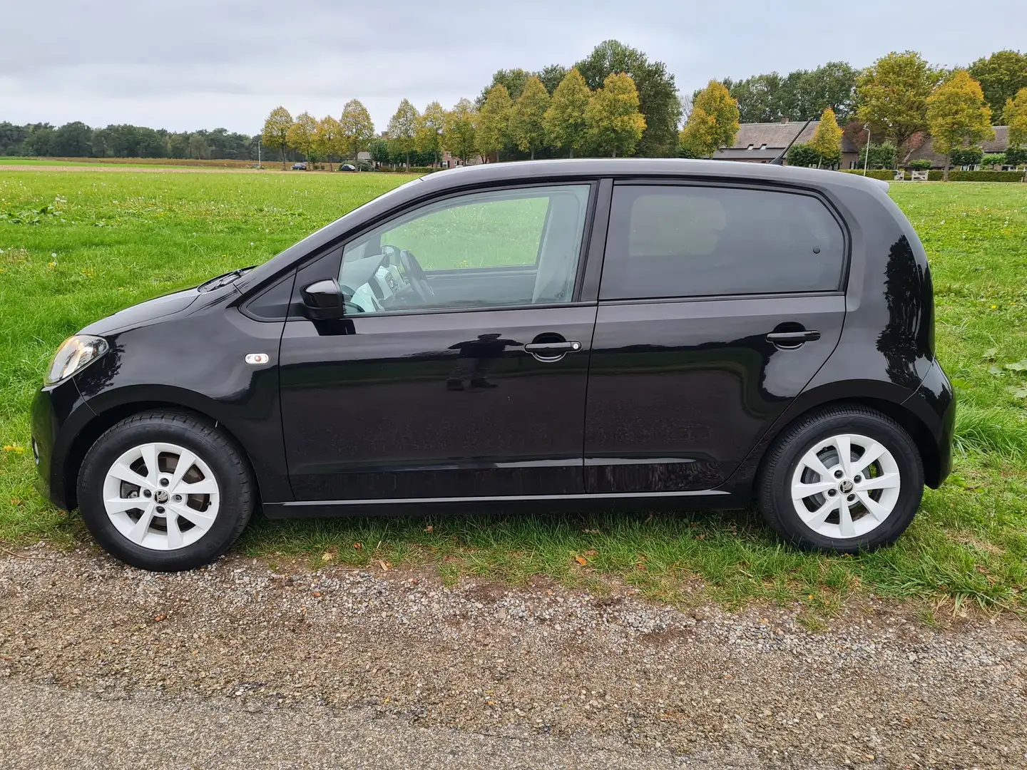 Skoda Citigo Fresh, Navigatie, Cruise, LMV, NWE Distributieriem Zwart - 2