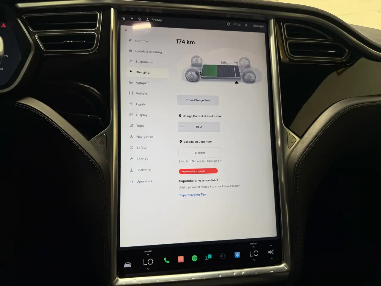 Tesla Model S снимка Tesla Model S