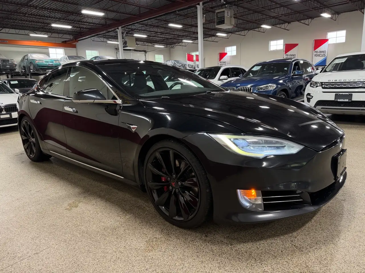 Tesla Model S снимка Tesla Model S