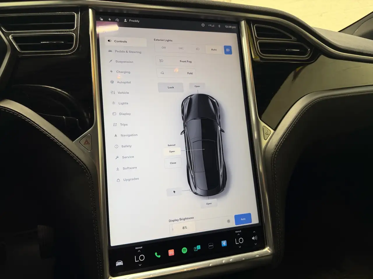 Tesla Model S снимка Tesla Model S