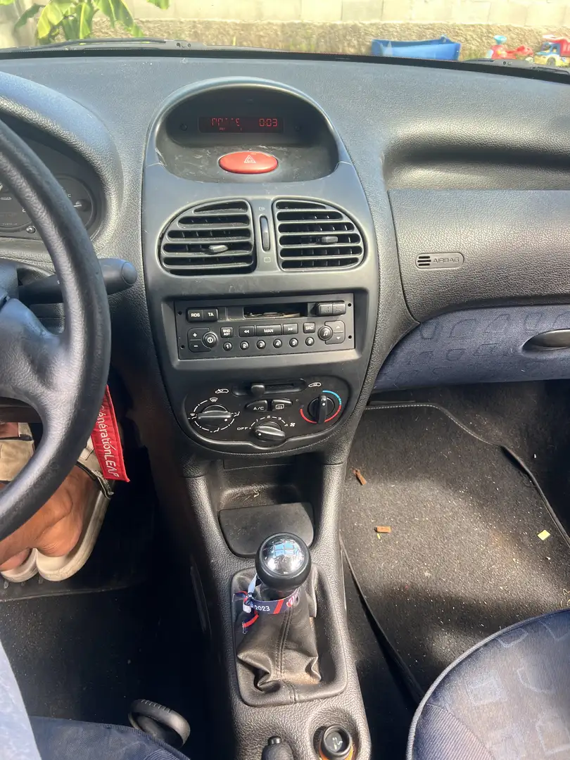 Peugeot 206 1.4i XT - 2