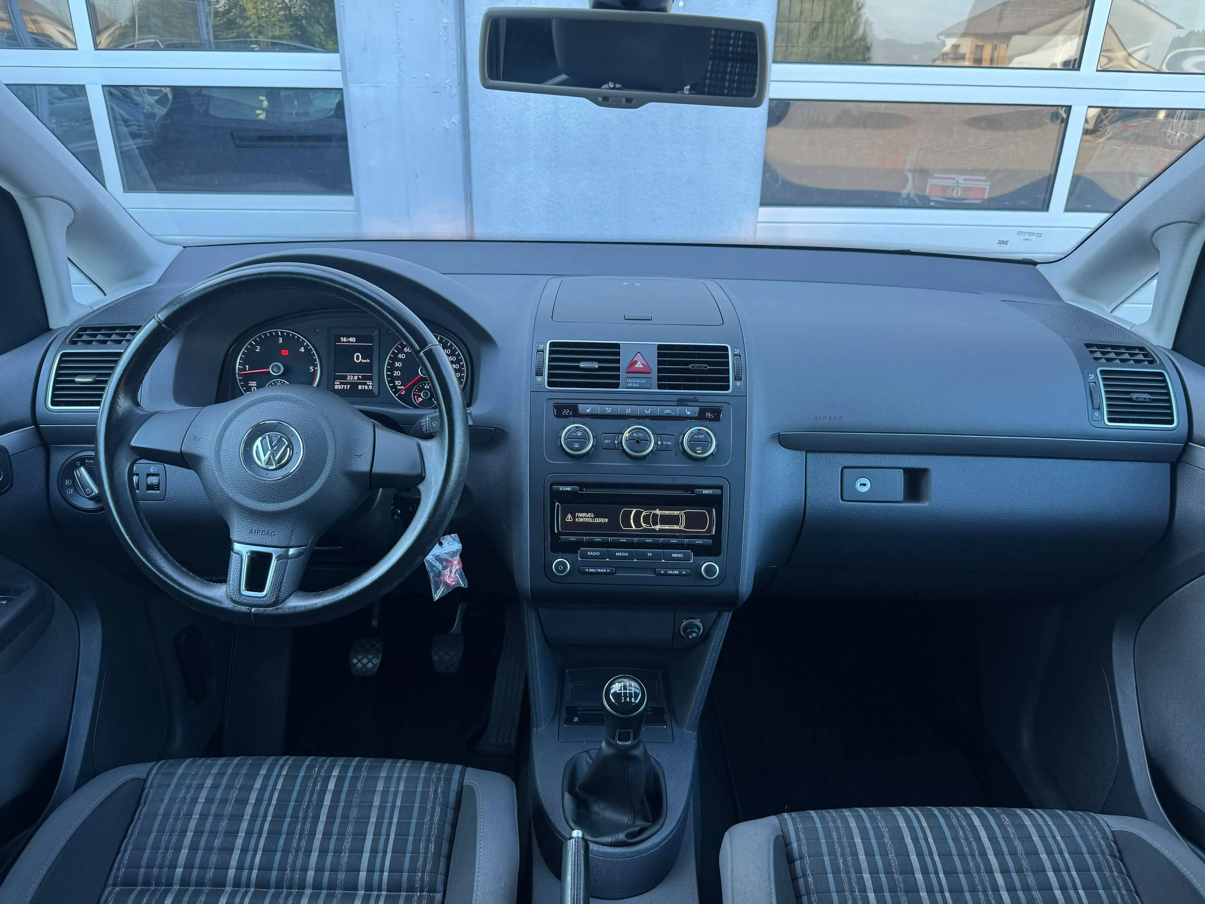 Volkswagen Cross Touran CrossTouran TDI 7SITZER Anhängerk Erstbesitz Servicebuch — photo 12