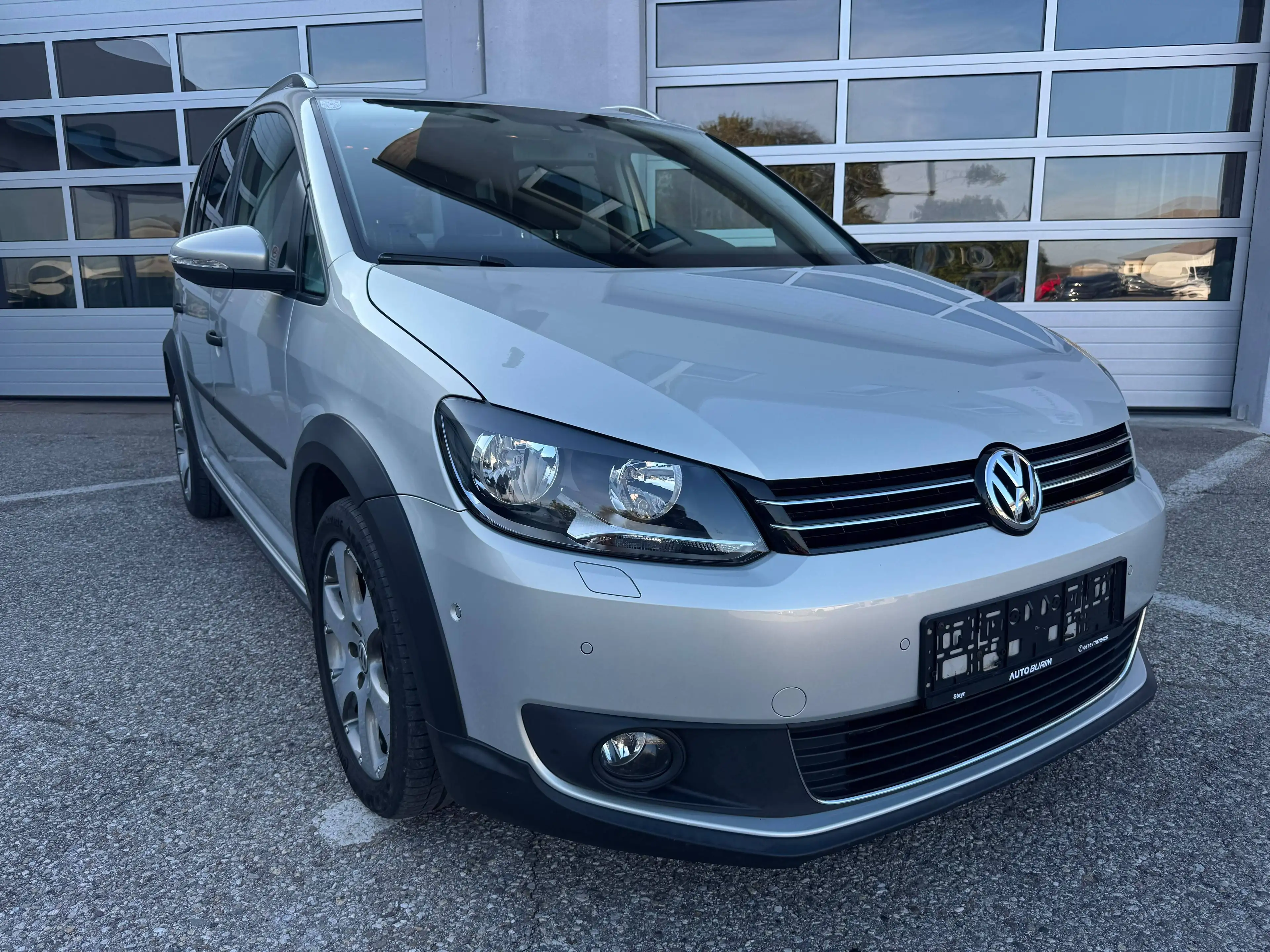 Volkswagen Cross Touran CrossTouran TDI 7SITZER Anhängerk Erstbesitz Servicebuch — photo 3