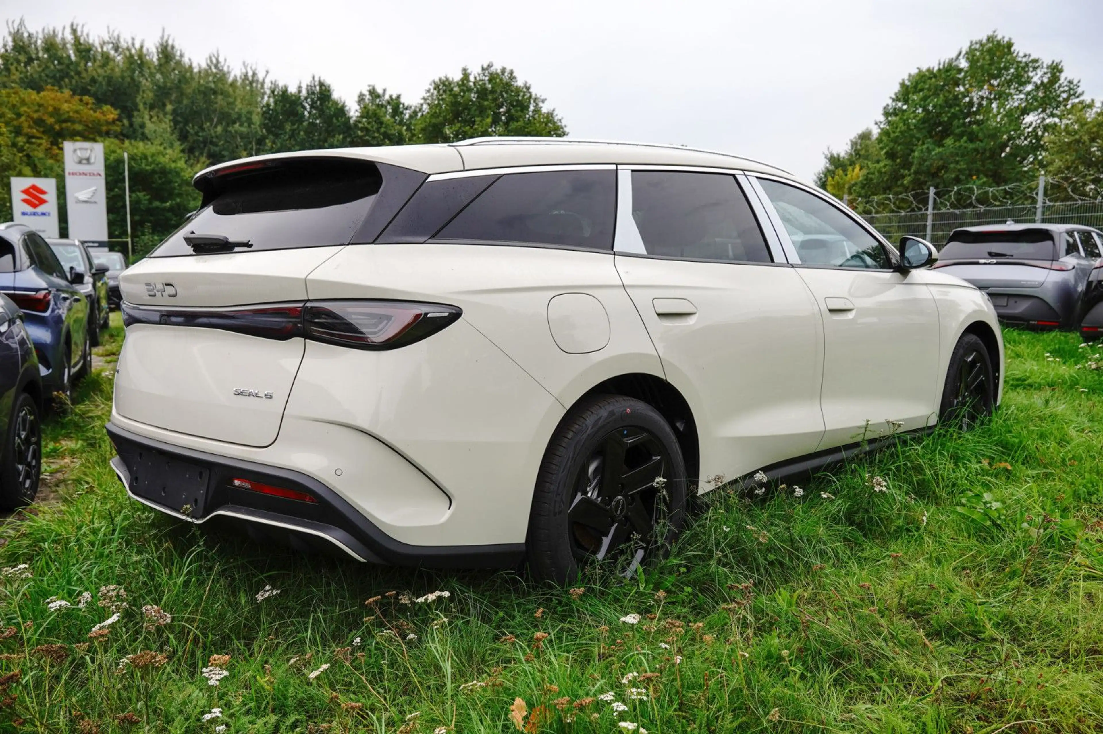 BYD Seal 6 Touring DM-i Comfort — photo 3