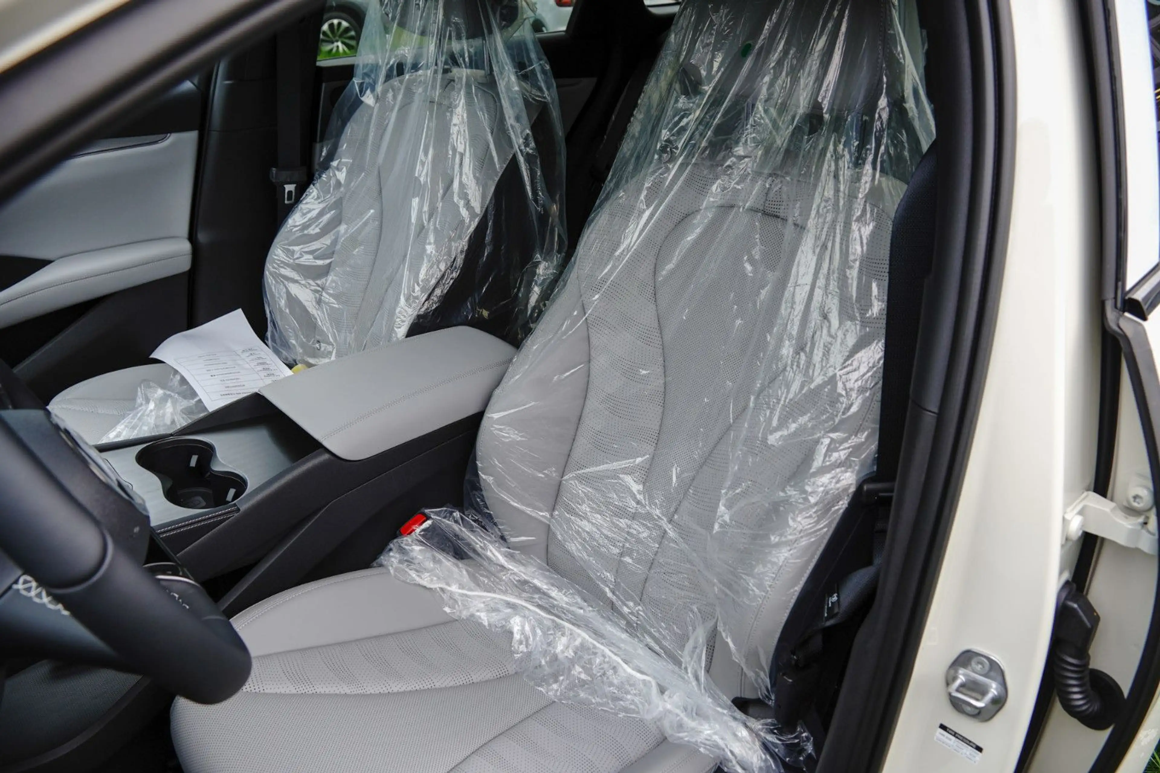 BYD Seal 6 Touring DM-i Comfort — photo 9